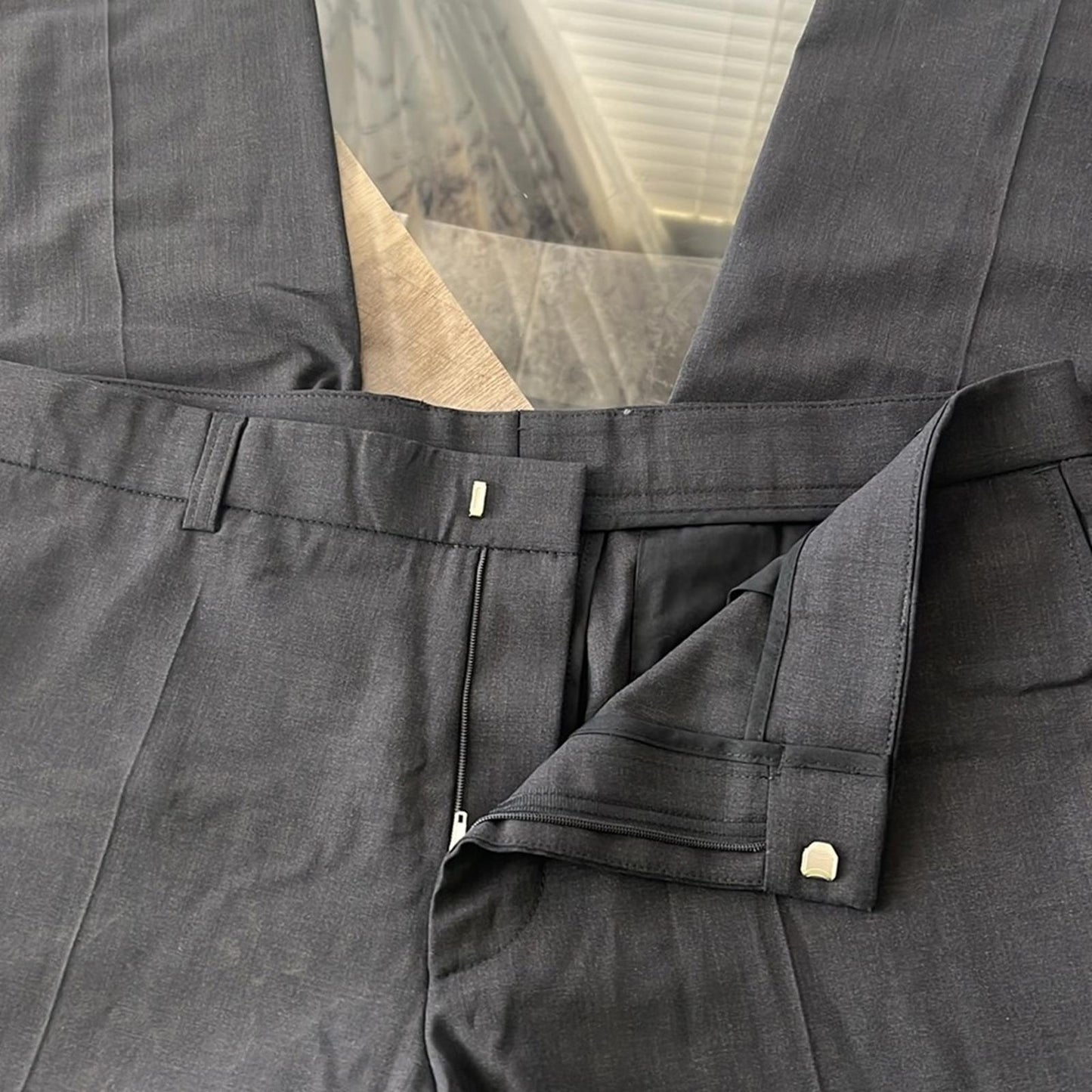 NEW Hugo Boss Men’s Dress Pants, Size 36R NEW without Tag, Retail $248