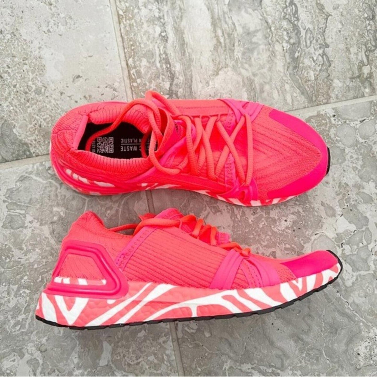 Adidas by Stella McCartney Ultraboost 20 Graphic Sneakers Size 6.5 New w/o Box