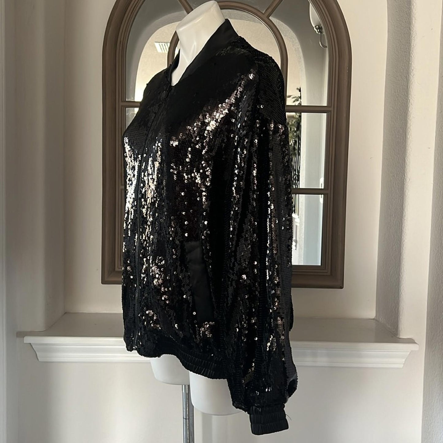 Sanctuary Sloan Sequined Lightweight Bomber Jacket in Black, Size XL NEW $159