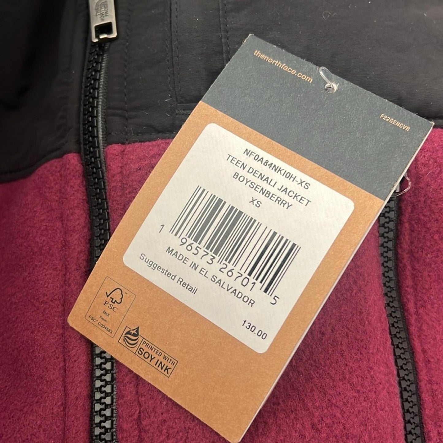 The North Face Teen Denali Lightweight Jacket in Boysenberry, Big Girls XS NWT