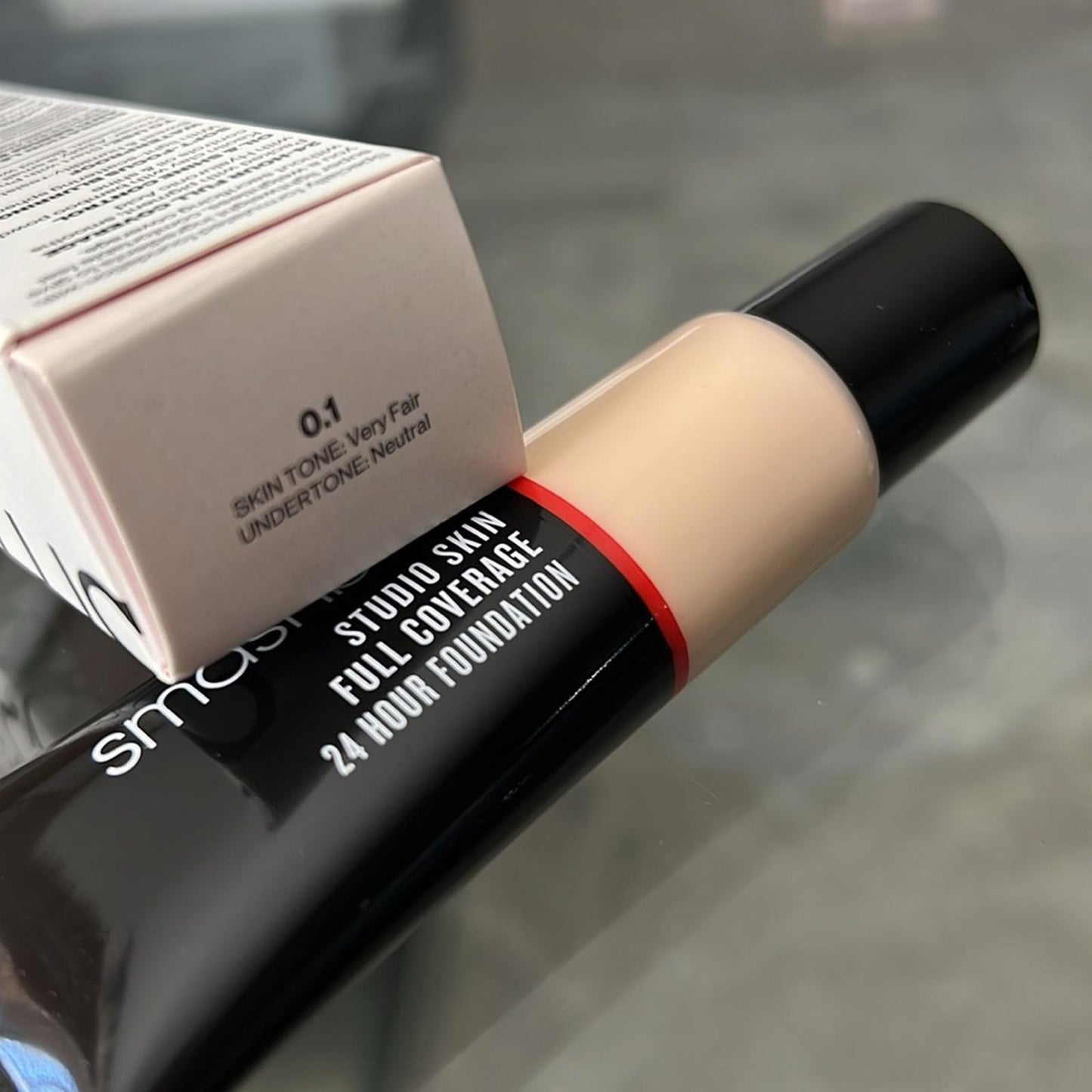 Smashbox Studio (0.1 Very Fair / Neutral) Skin Full Coverage 24Hr Foundation NEW