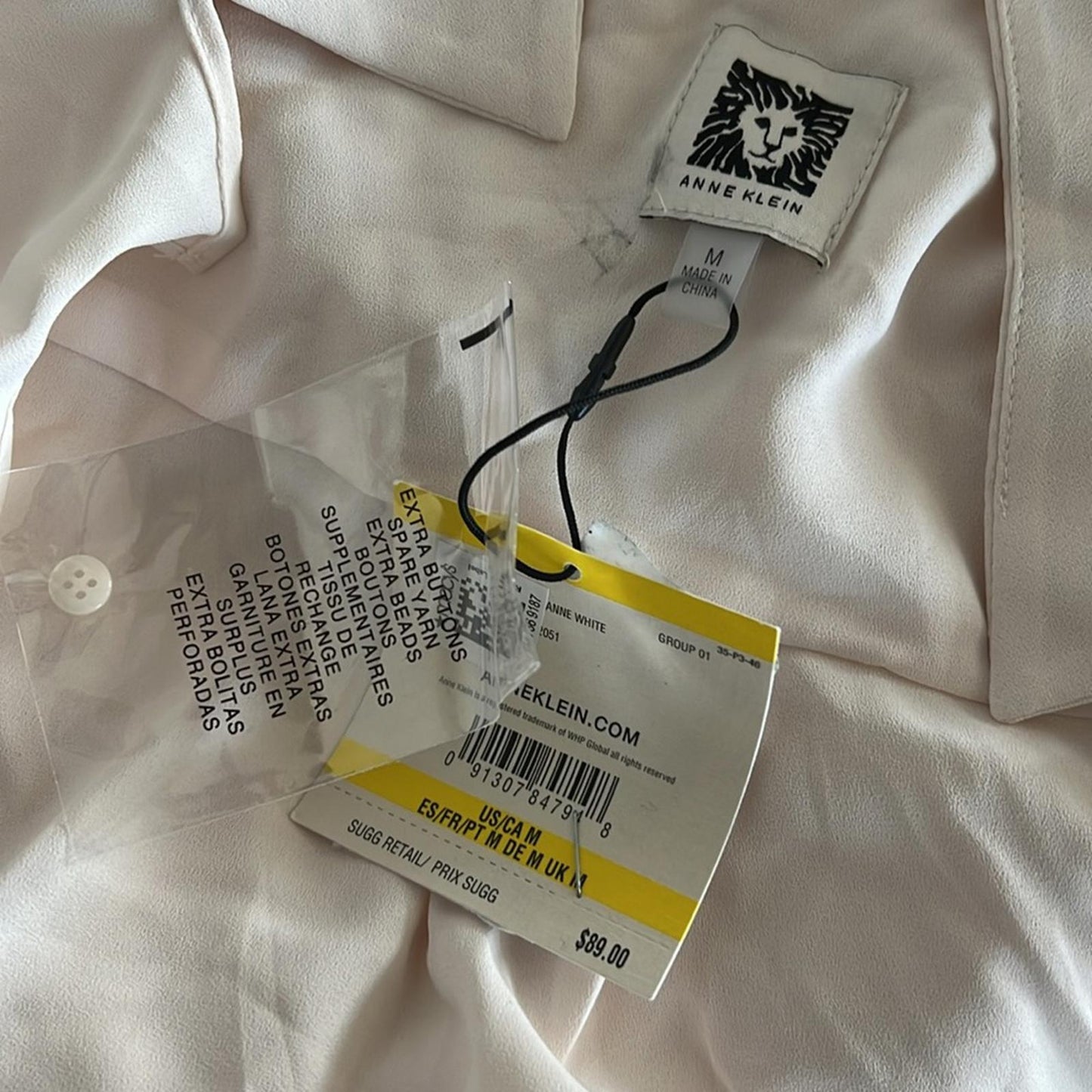 Anne Klein Collared Surplice-Front Blouse Off-White, Size M New w/Tag EXCELLENT!