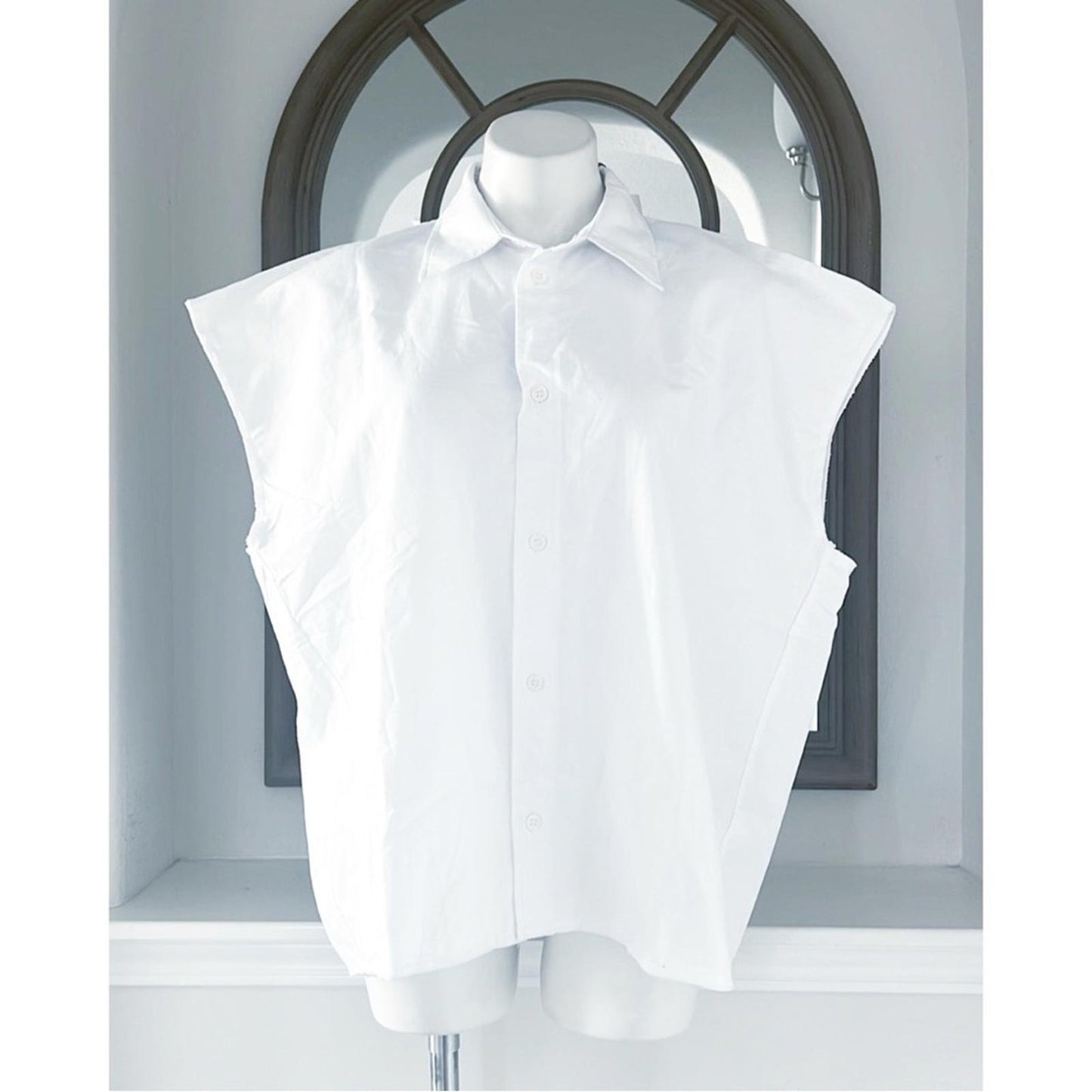 ZARA White Denim Button Up Sleeveless Shirt, Size L New w/Tag