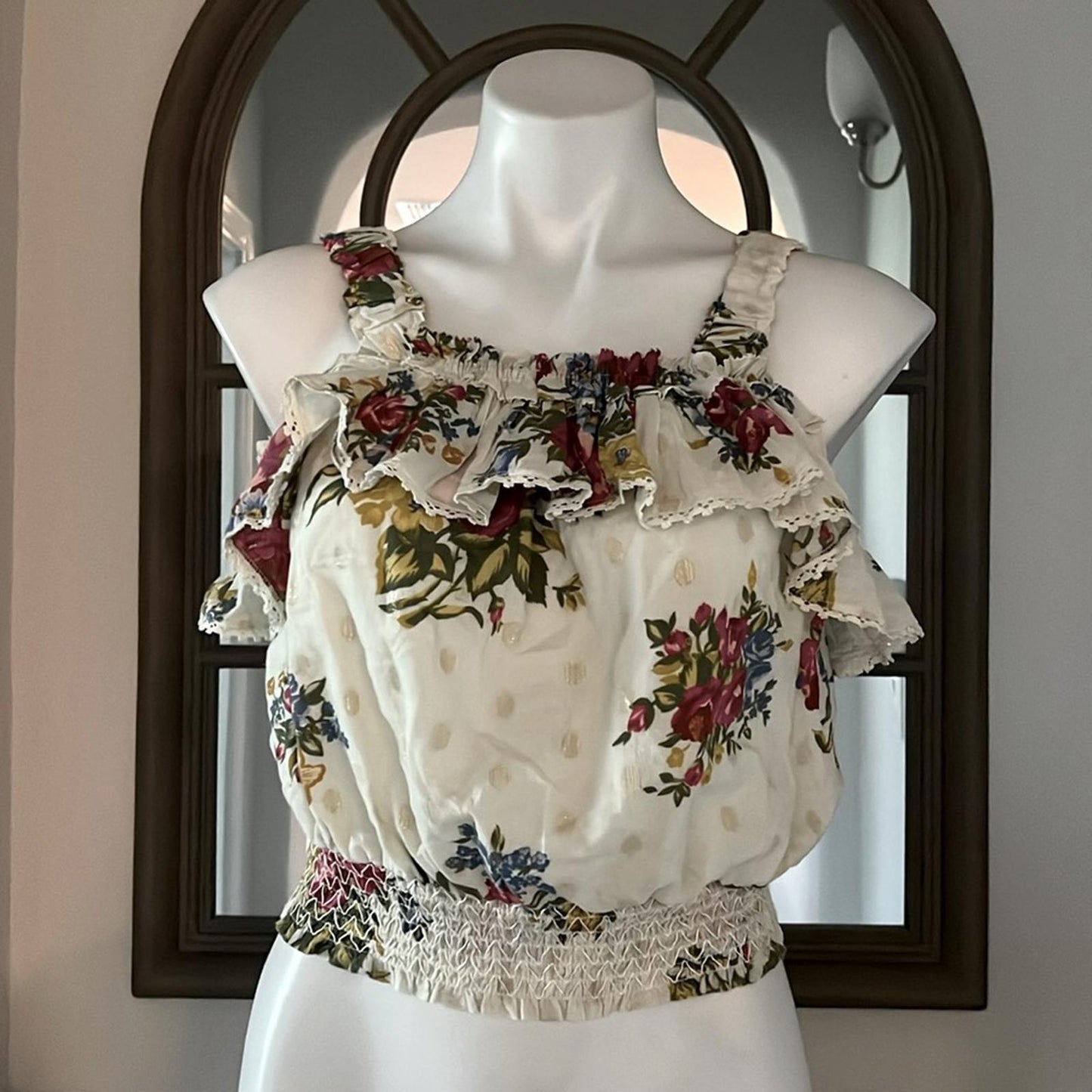 House of Harlow 1960 Helena Crop Top, Ivory Smocked, Ruffled Size M EXCELLENT!