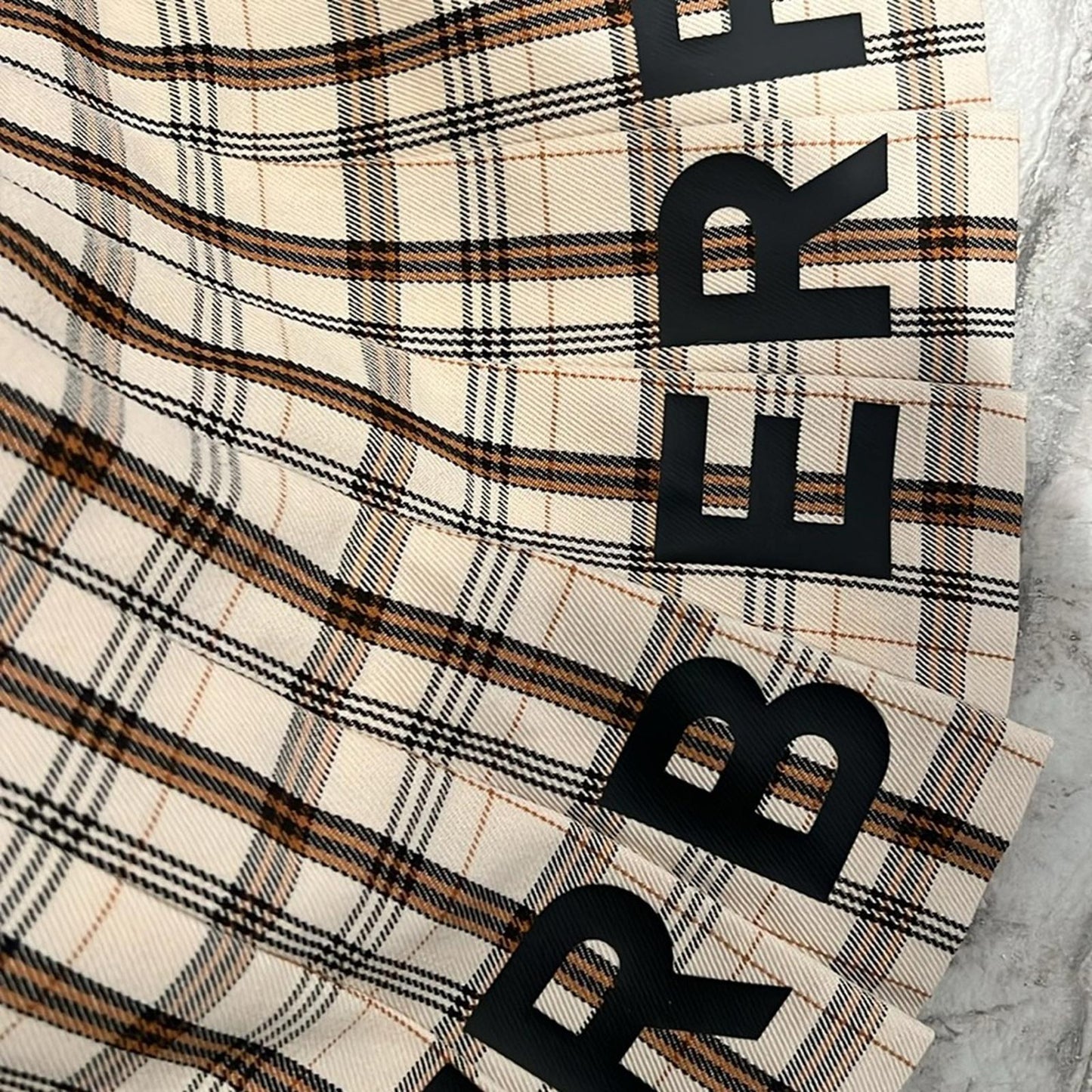 Burberry Kids Beige Check Logo Print Lianne Pleated Skirt, Size 4Y New w/Tag