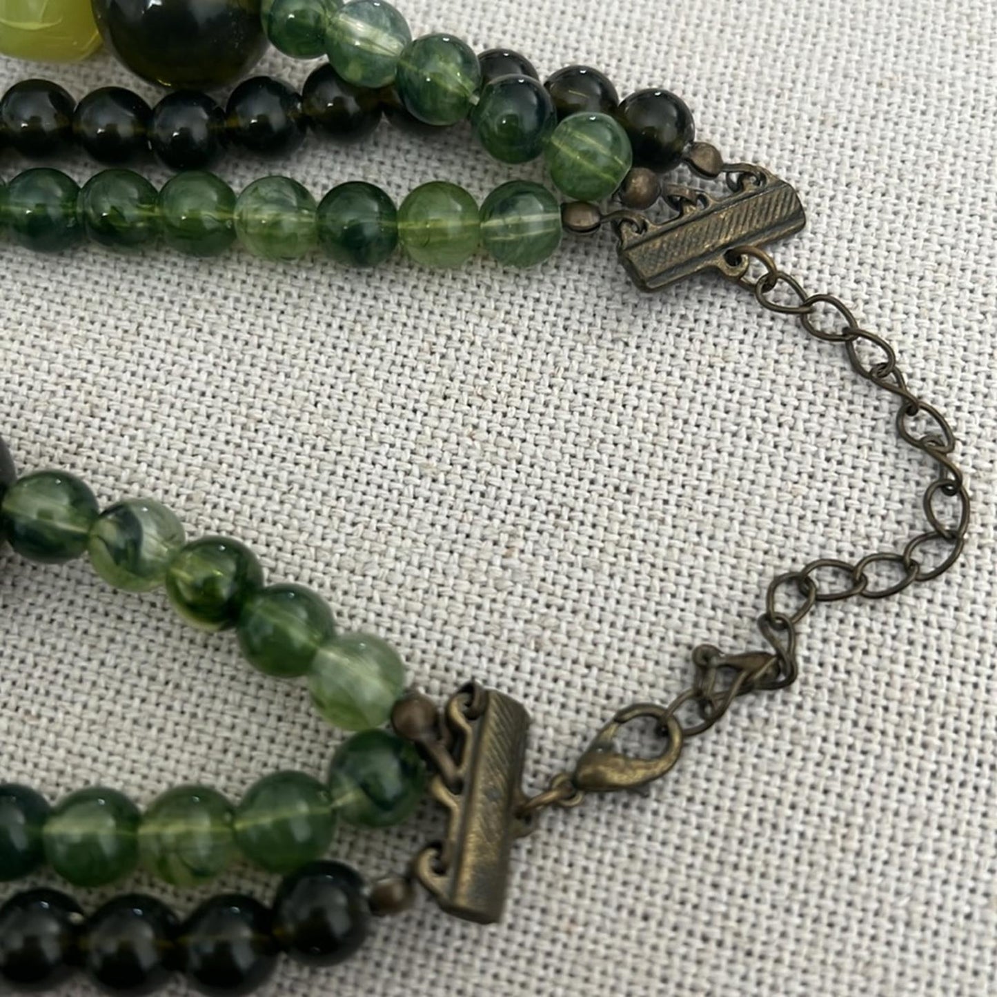Beaded Necklace , Green & Brown (excellent condition)