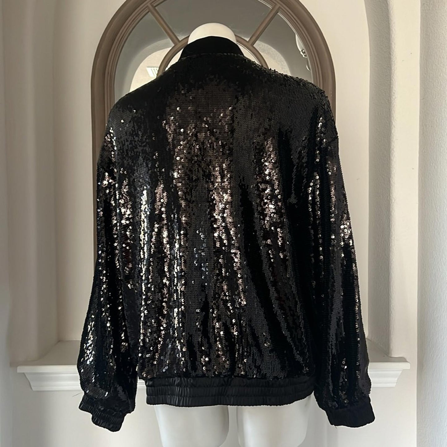 Sanctuary Sloan Sequined Lightweight Bomber Jacket in Black, Size XL NEW $159