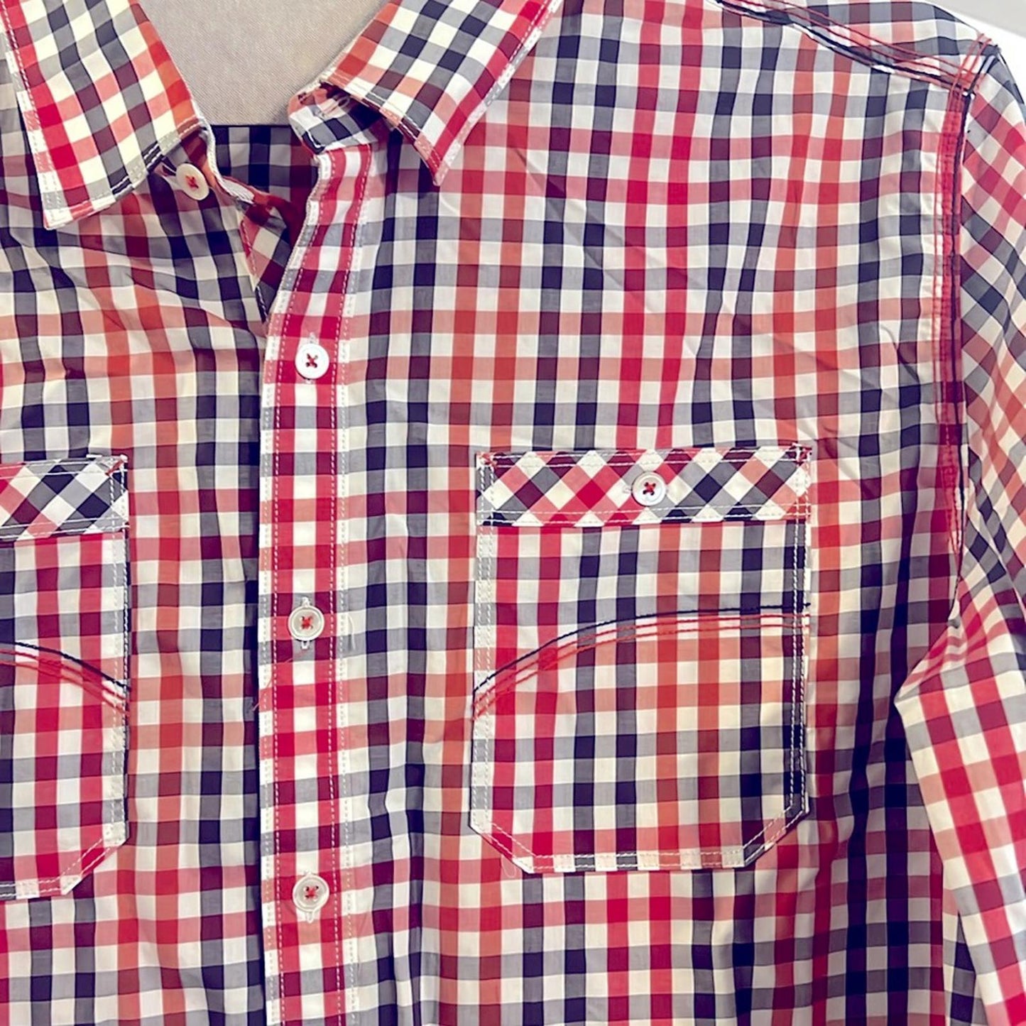 7Diamonds Checkered Button Up Shirt in White/ Navy / Red, NEW, Size XL