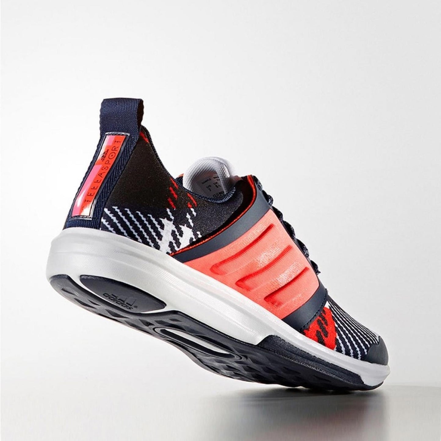 Adidas Stellasport Yvori Navy Sneakers, Size 6 EXCELLENT!
