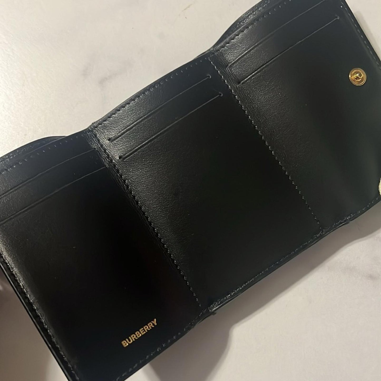 Burberry Pebbled Leather Lark TB Compact Wallet in Black EXCELLENT!