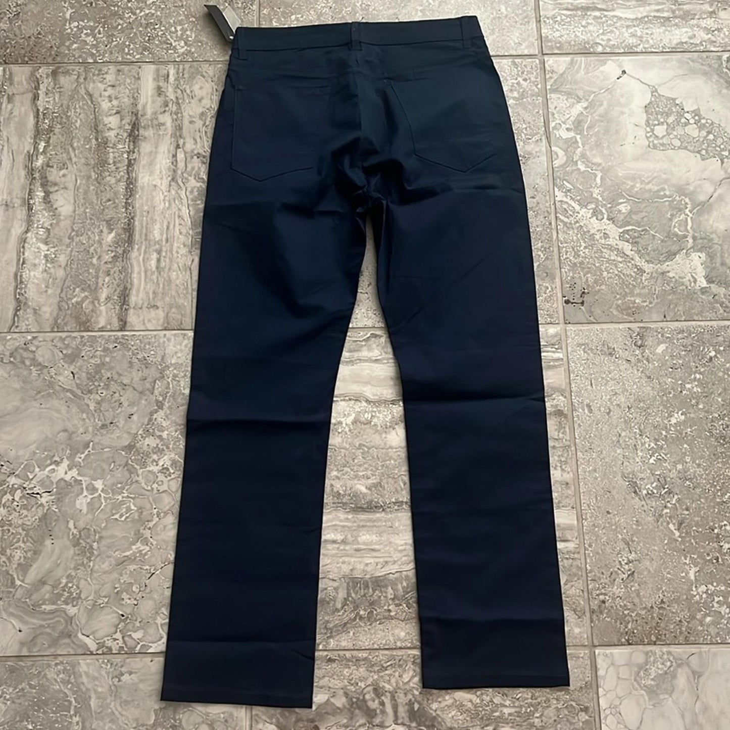 NWT Kennth Cole Men's Slim-Fit Pants, Size 32x32 New w/Tag