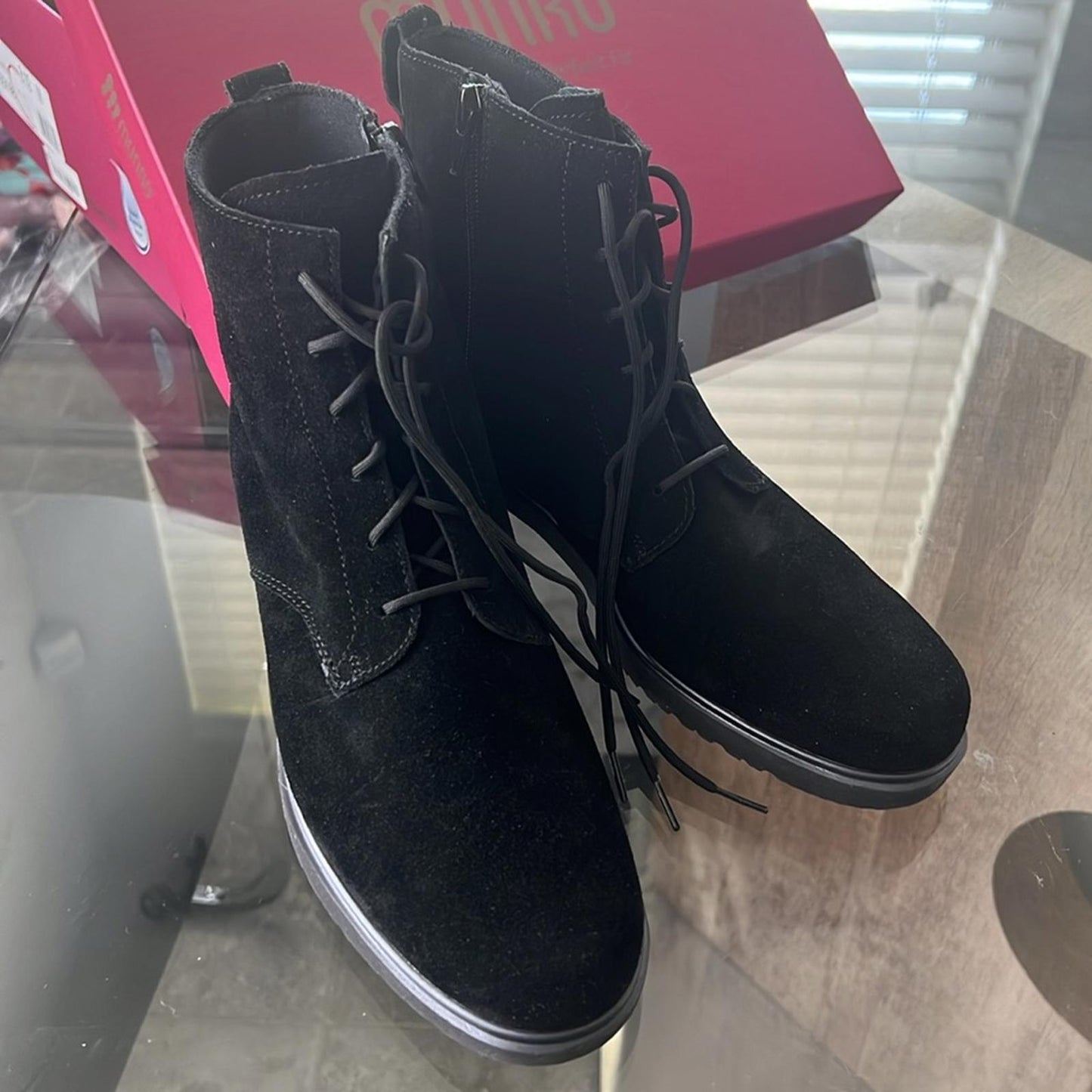 Munro Finnley Water Resistant Booties in Black, Size 8.5 New in Box