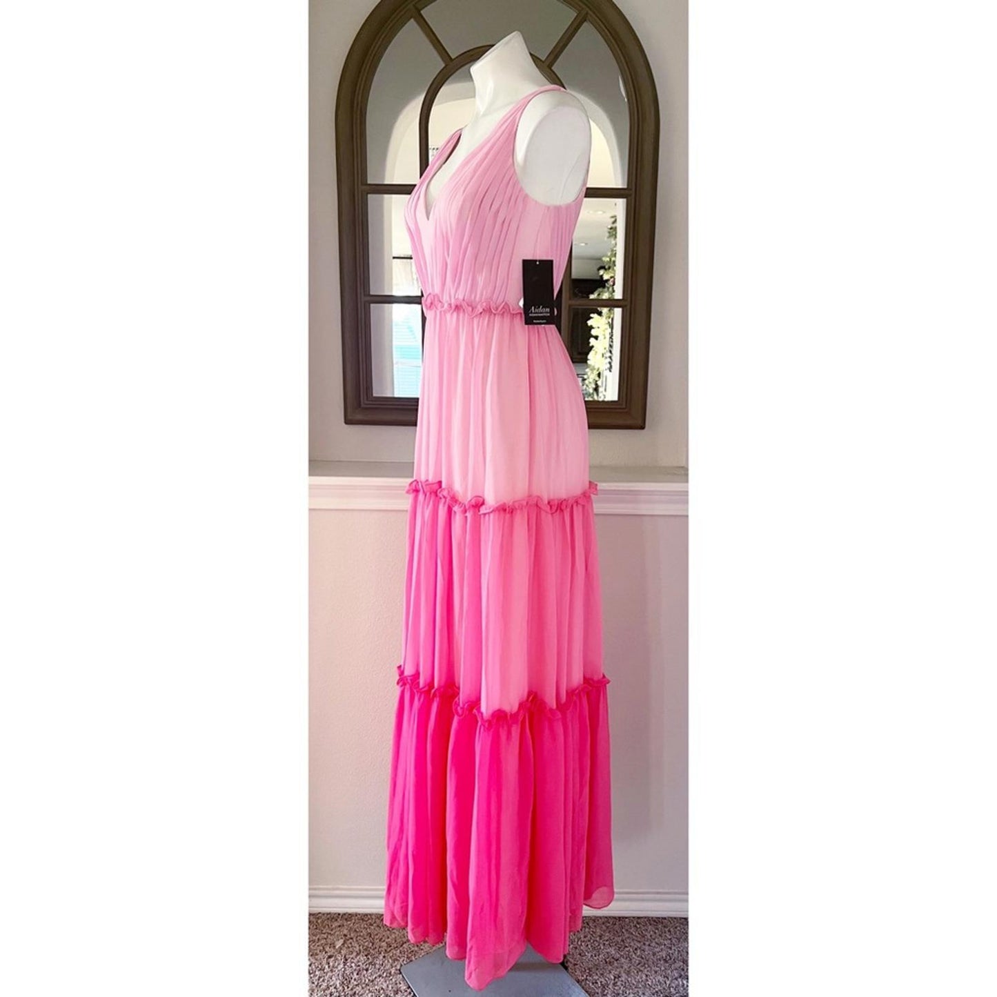 Aidan Mattox V-Neck Ciffon Color-Block Tiered Maxi Gown in Pink, Size 0 NWT $330