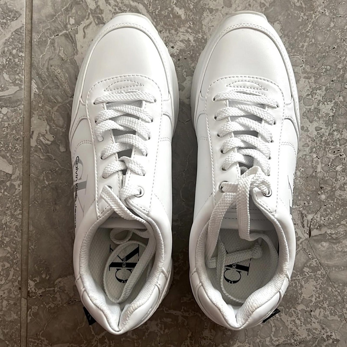 Calvin Klein Jeans Cayle Logo Casual Lace-Up Sneakers White Size 6.5M Retail $89