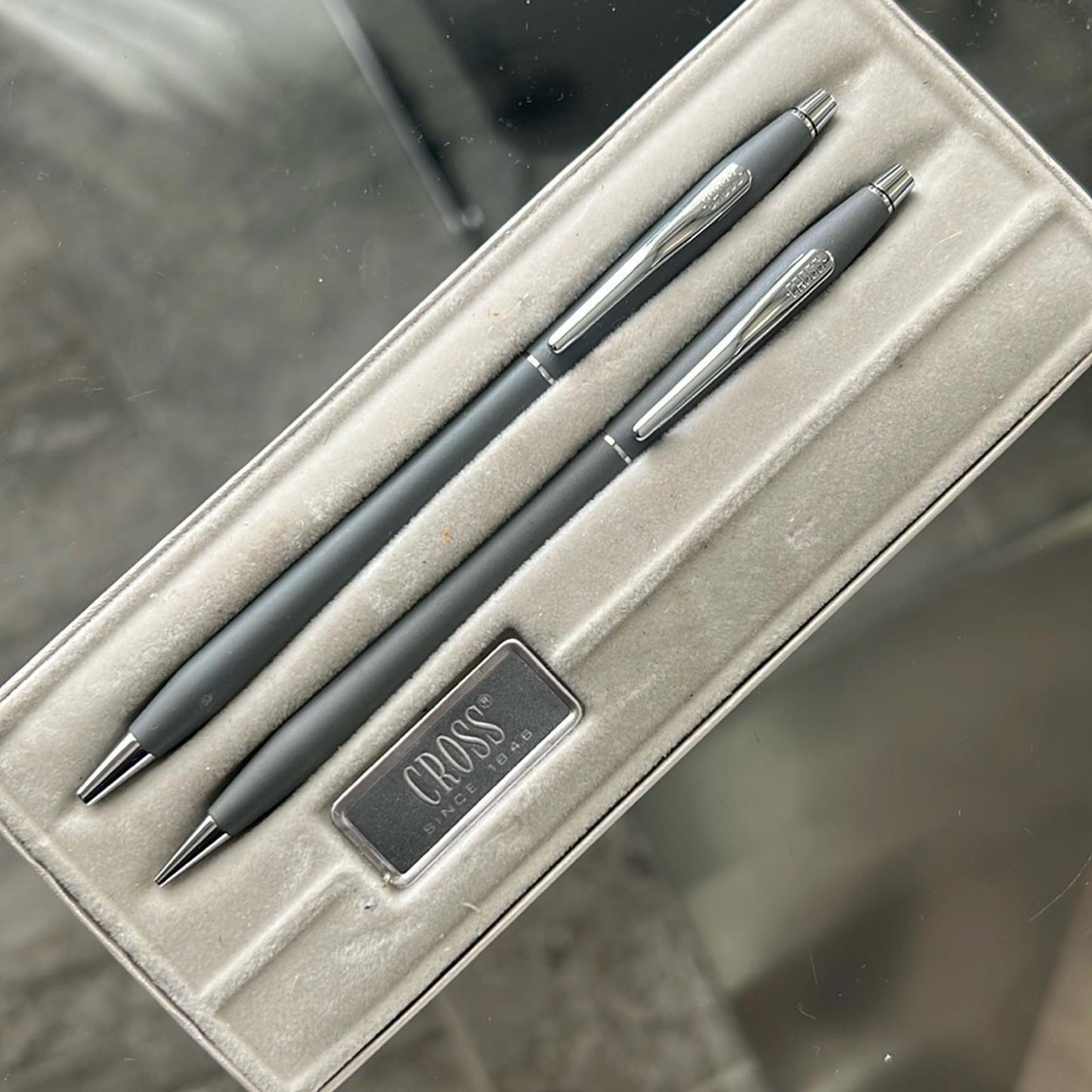 CROSS 1970s Pen and Pencil Set No.2101 in Gray Comes in Original Box - VINTAGE!