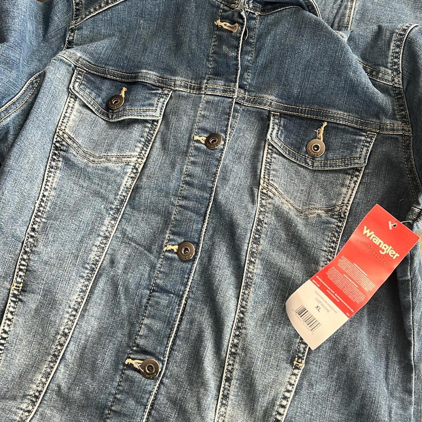 Wrangler Denim Jacket Dark Wash Stretch Weathered, Blue Size XL New w/Tag