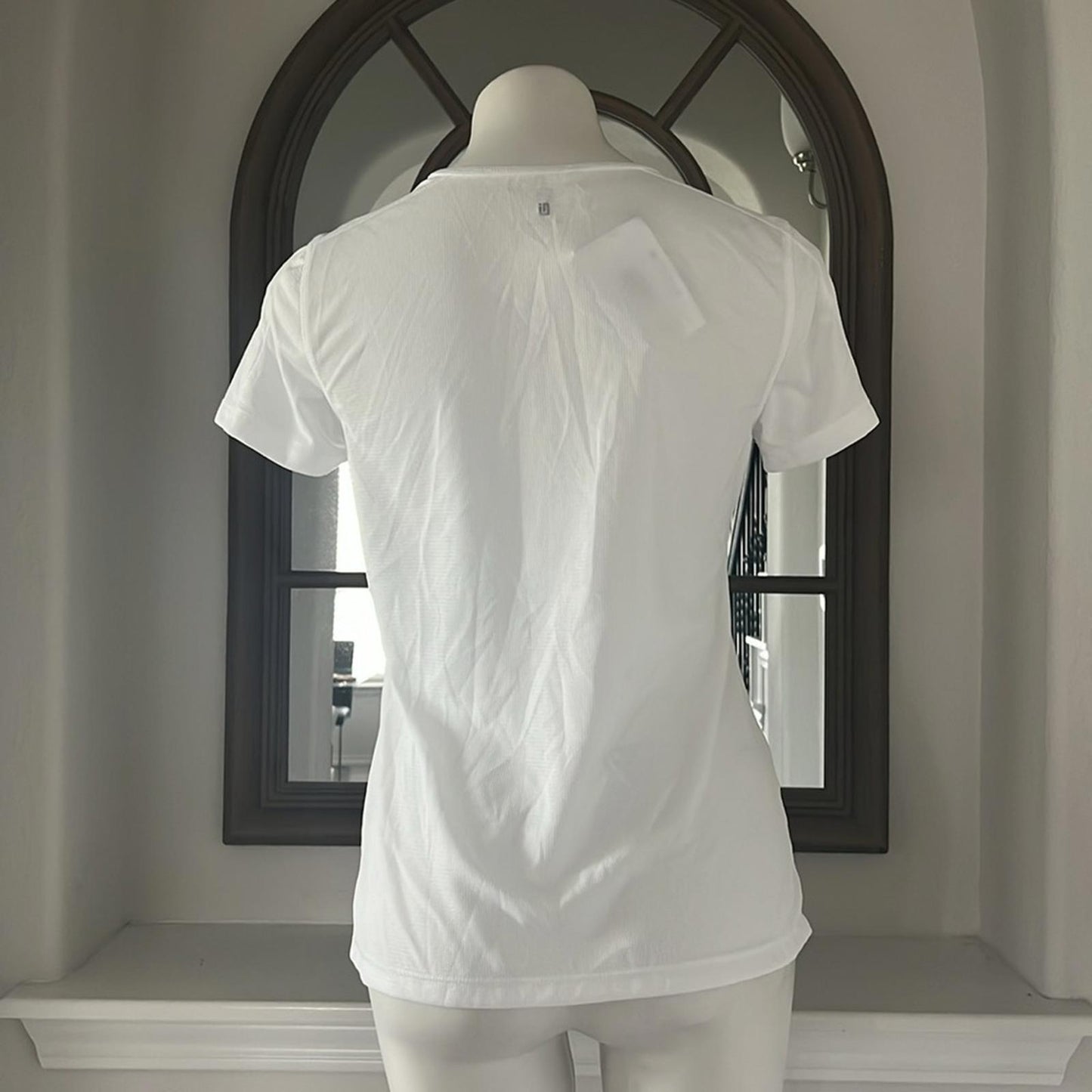 ID-Ideology Birdseye Mesh T-Shirt in White, Size S New w/Tag