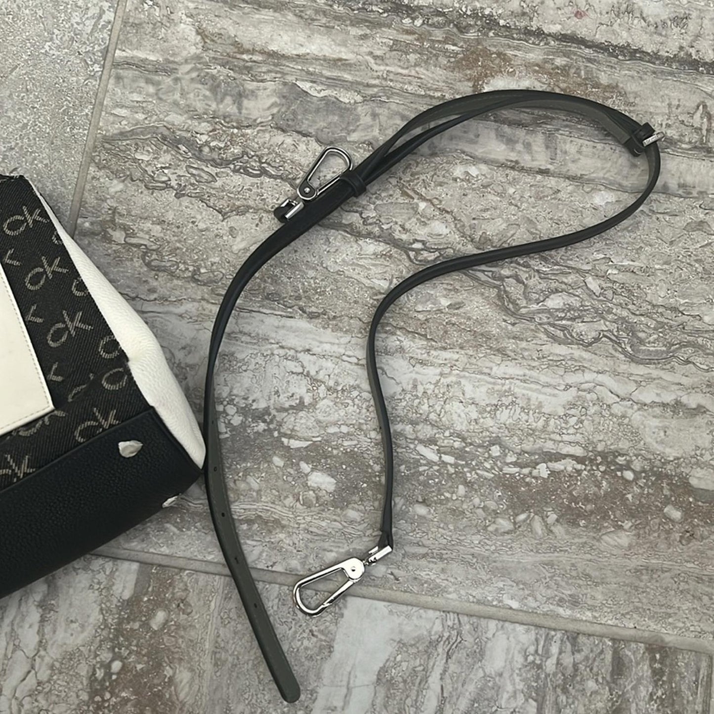 CalvinKlein Hadley Signature Colorblocked Adjustable Crossbody Satchel w/DustBag