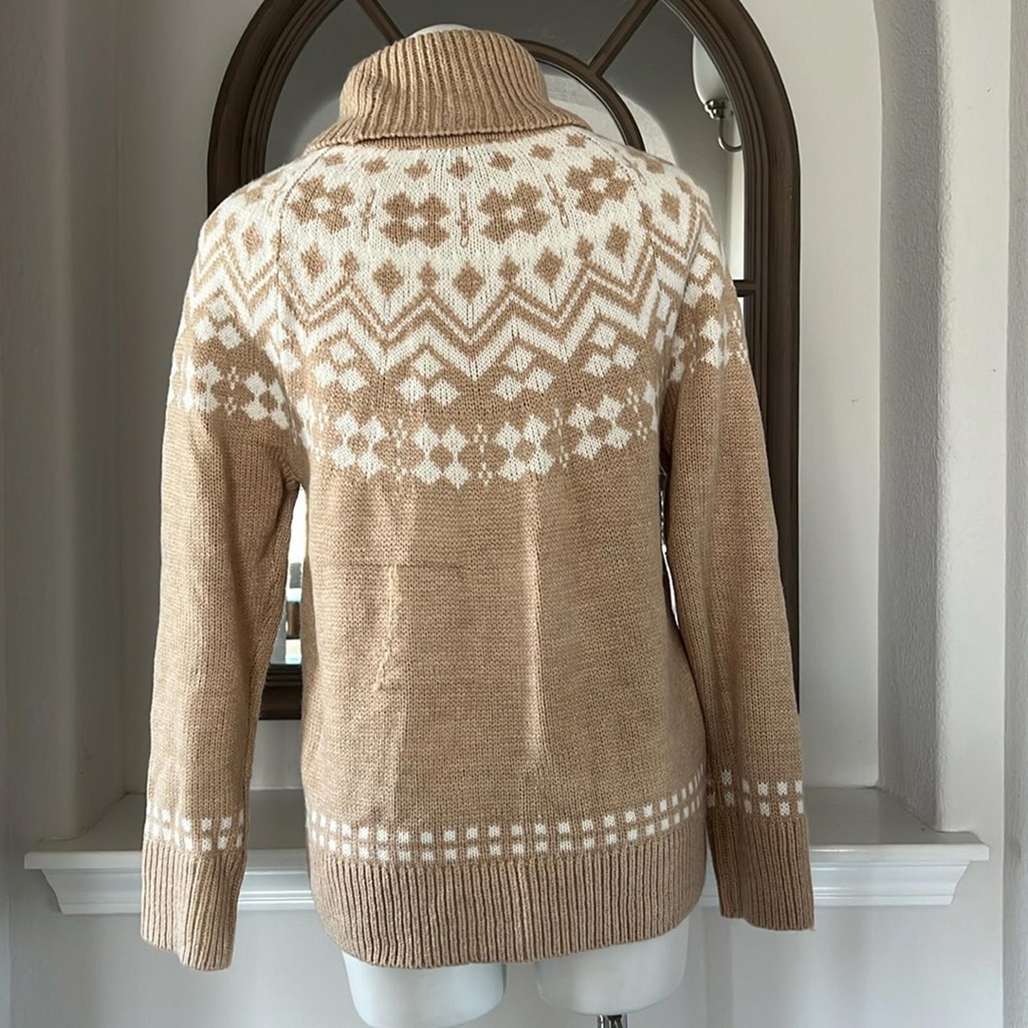NEW Tommy Hilfiger Frosted Yoke Turtleneck Sweater Light Heather Fawn/Ivory Sz L