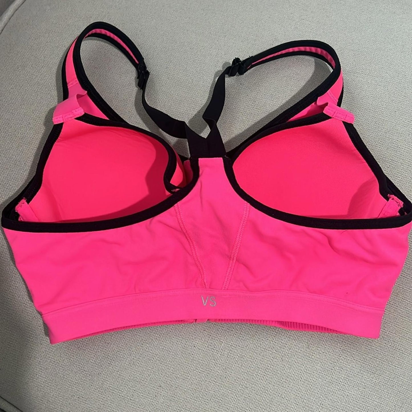 VSX Victoria’s Secret Sport Bra w/Front-Closure in Pink, Size 34C EXCELLENT!