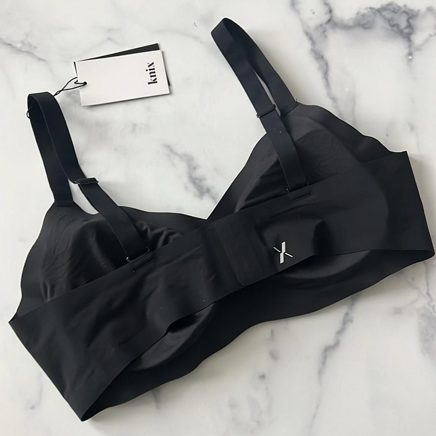 Knix Padded V-Neck Wireless Bra, Black Size 5 (Fits 38C, 38D, 40C) New with Tag