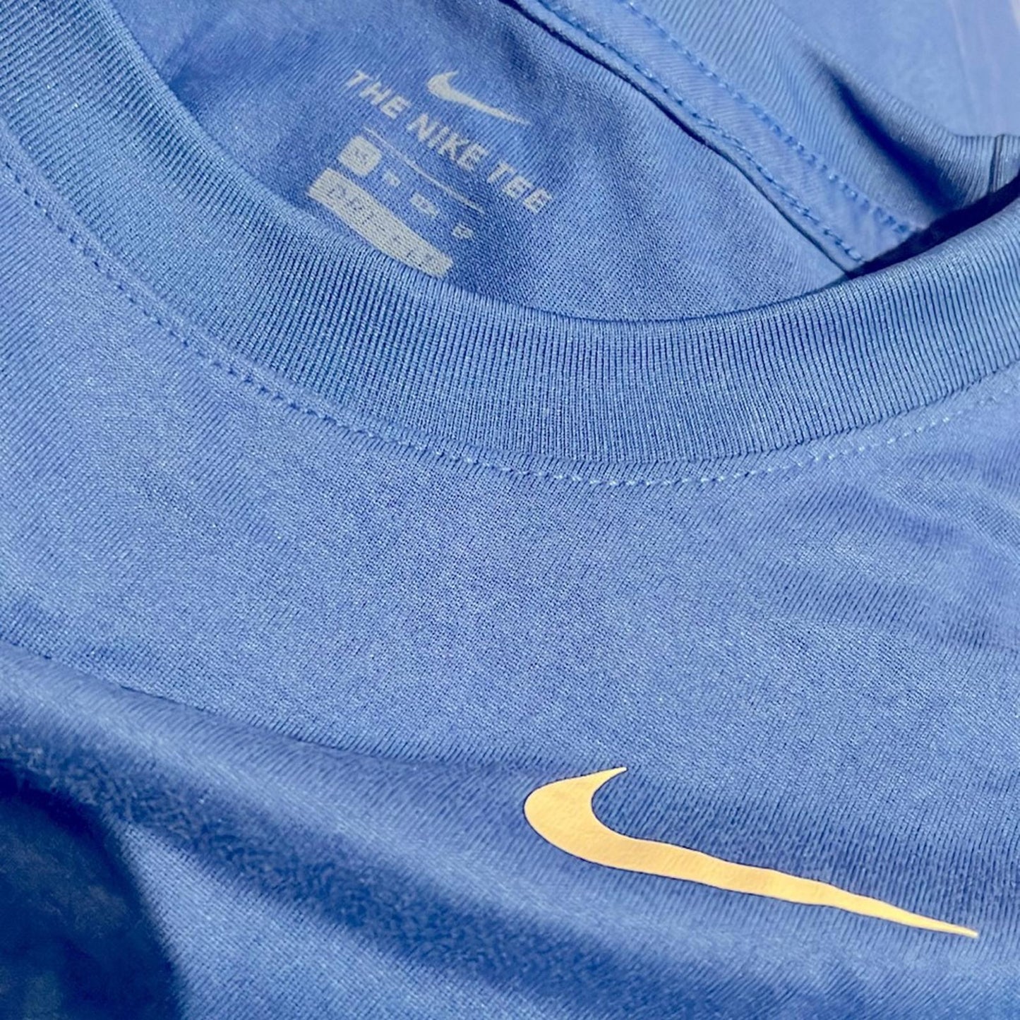 NEW Nike Women's Dry Legend Training T-Shirt in Blue, Size XS New with Tag