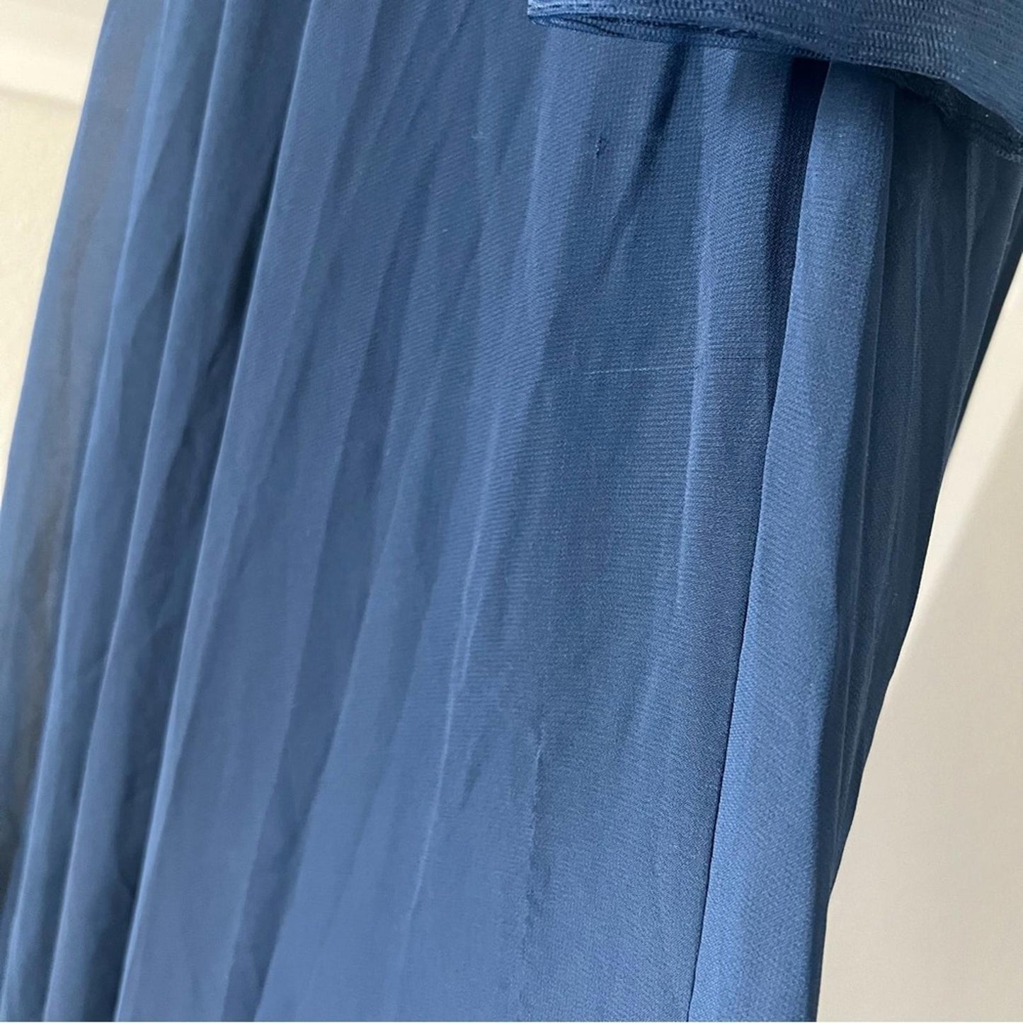 XSCAPE Long Sleeve Long Chiffon Skirt with Bead Top, Size 14 New w/Tag