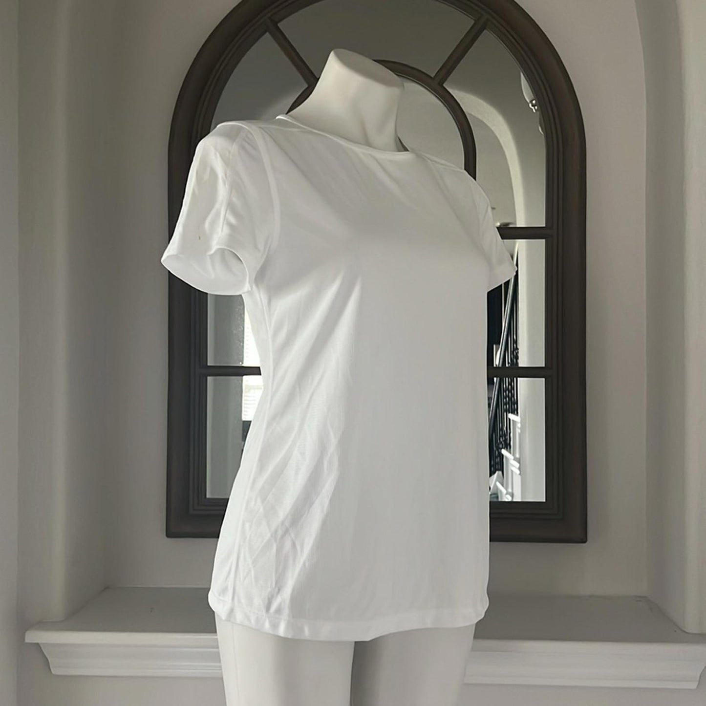 ID-Ideology Birdseye Mesh T-Shirt in White, Size S New w/Tag