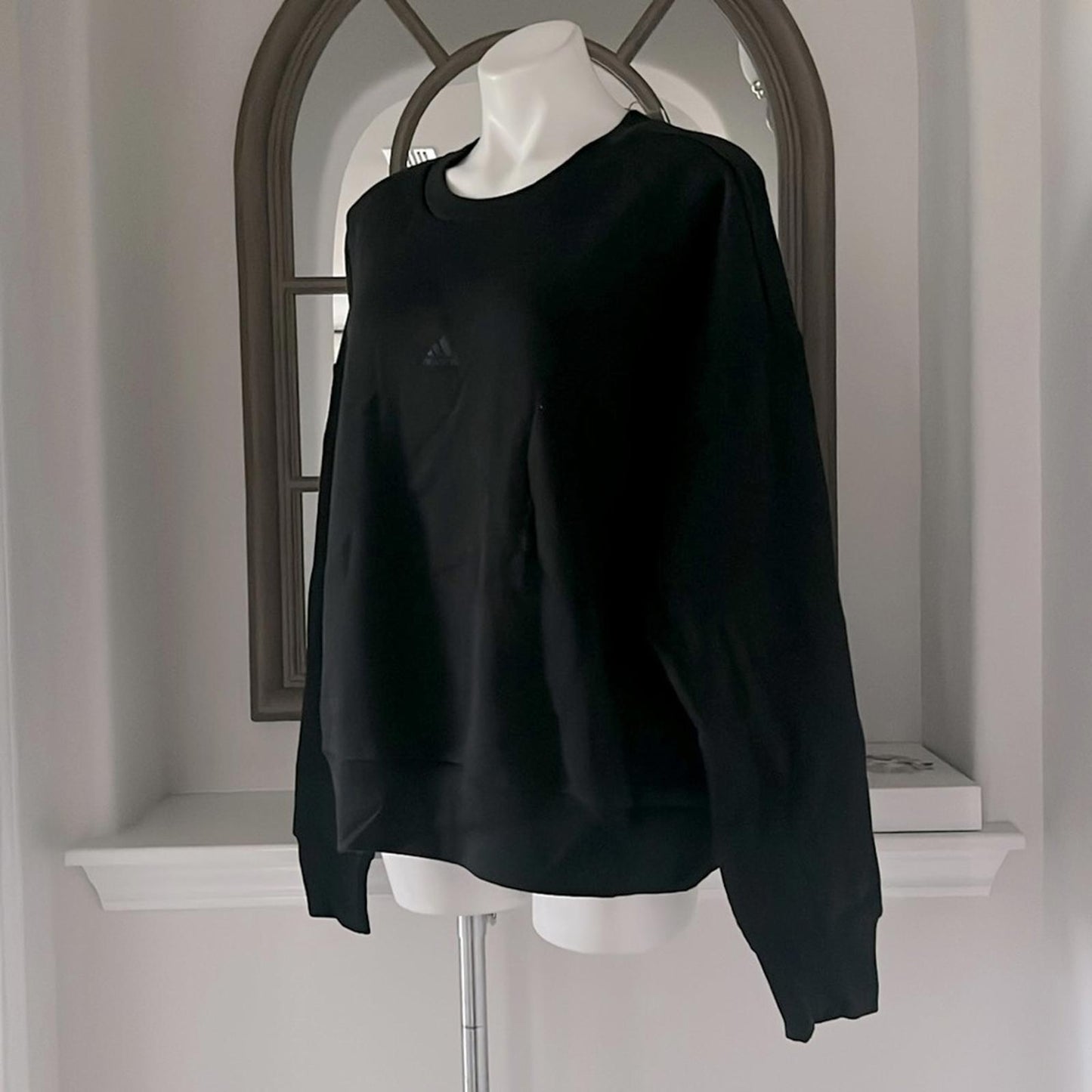 ADIDAS Plus Size All Season Fleece Logo Sweatshirt, Black Size 2X New w/Tag