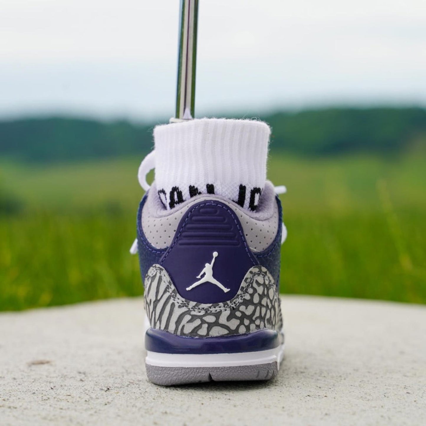 Air Jordan 3 Retro Sneaker 832033-401 in Midnight Navy, Size US 6C