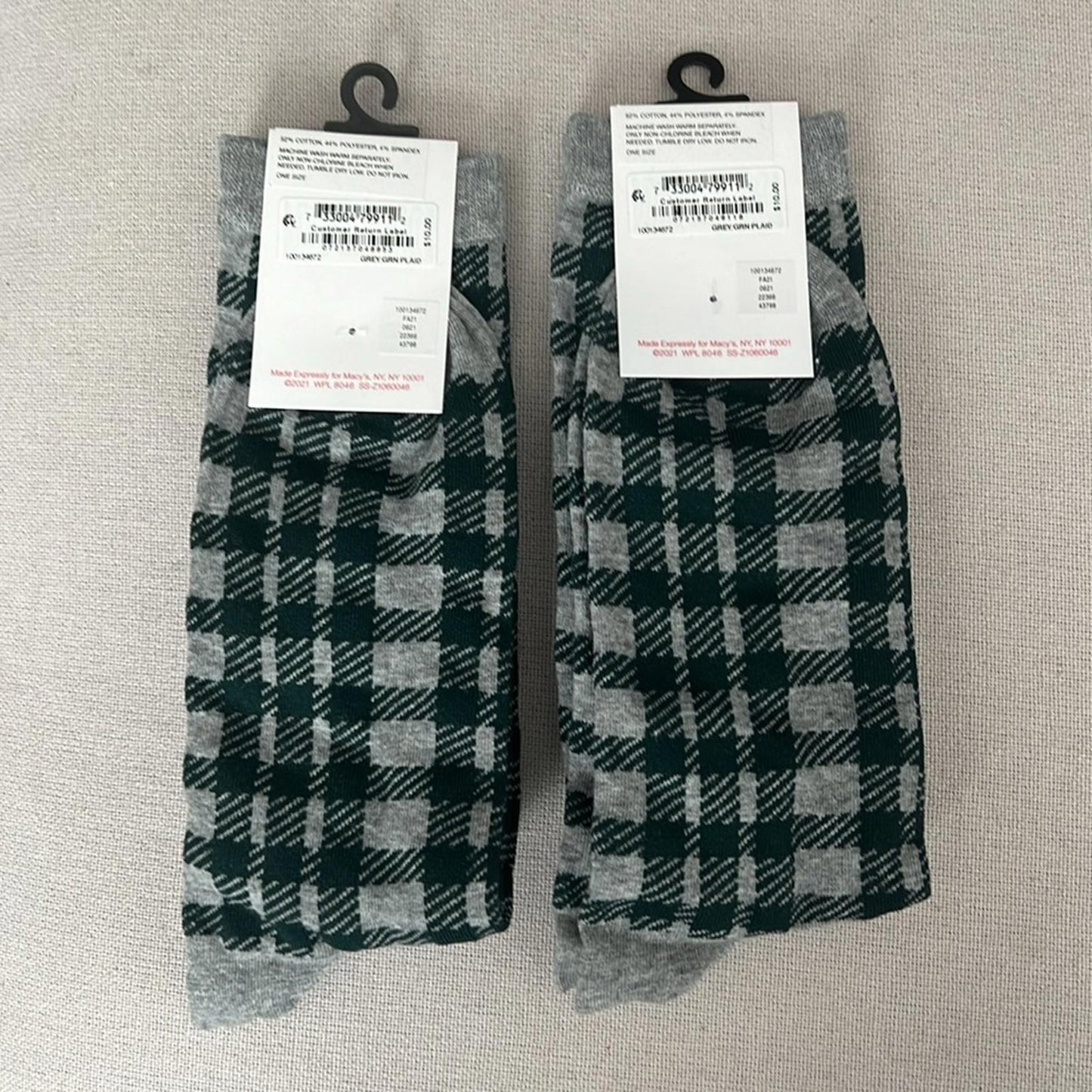 X2 Club Room Grey/Green Plaid Crew Socks, Soft Touch Stretch One Size New w/Tag