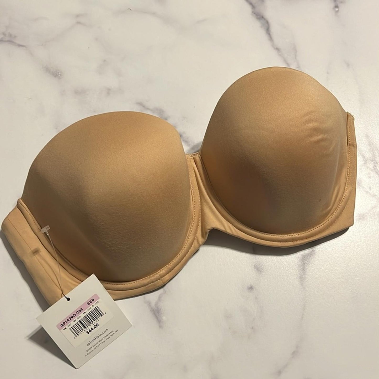 NEW Calvin Klein Convertible Strapless Bra, NudeComes w/Straps, Size 38D NWT