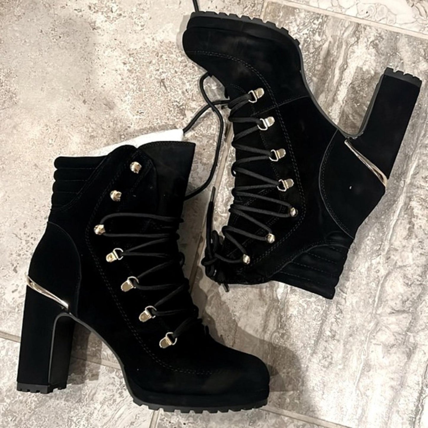DKNY Lenni Lace-Up Ankle Boots, Oiled Suede Black Size 11 New in Box Retail $189
