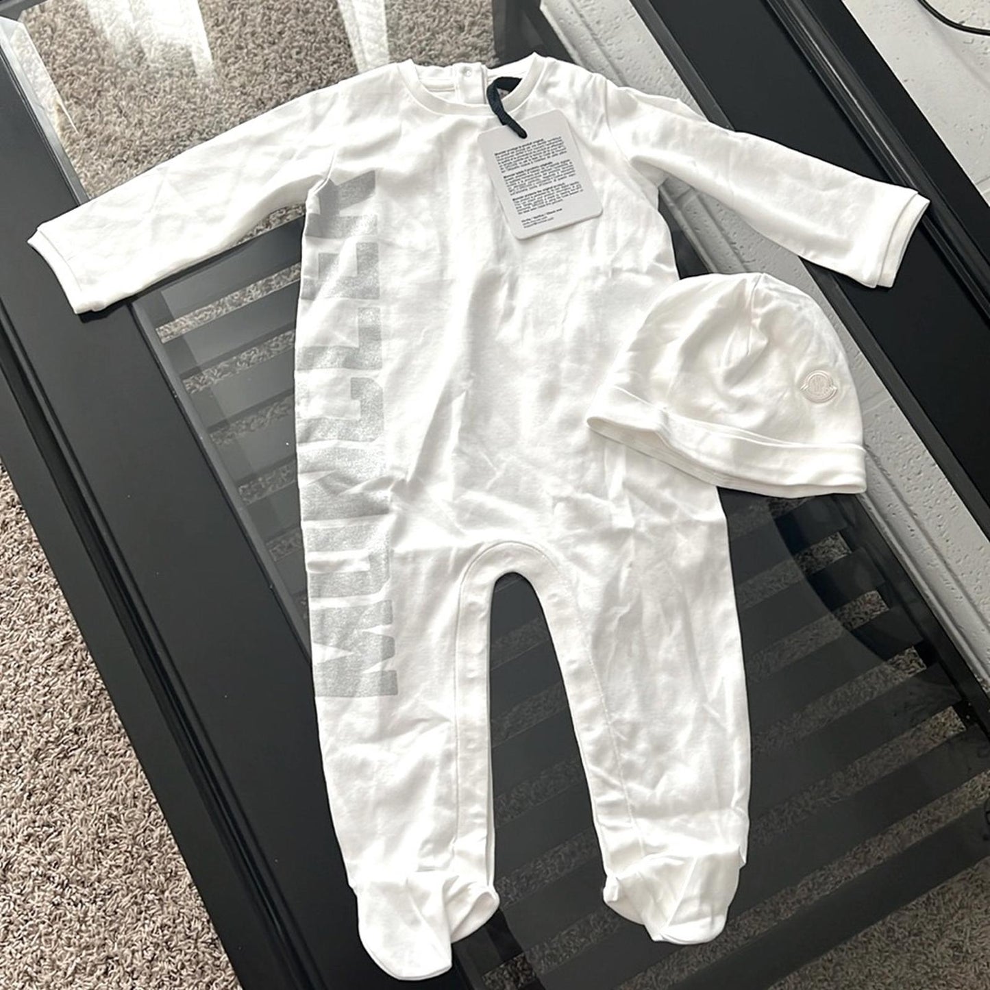 Moncler Enfant Logo Babygrow Set 2-Piece Footie &Hat, White Size 9/12M New w/Tag