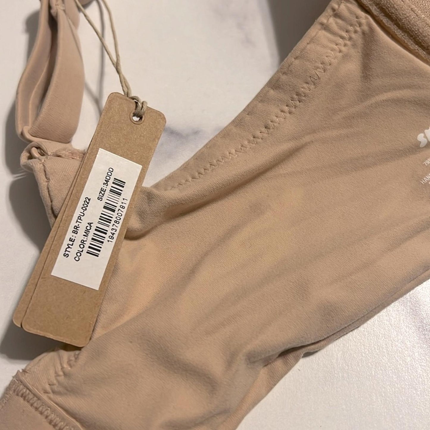 New SKIMS Mica Push-Up Fits Everbody Bra, Style BR-TPU-0022 Size 34DDD New w/Tag