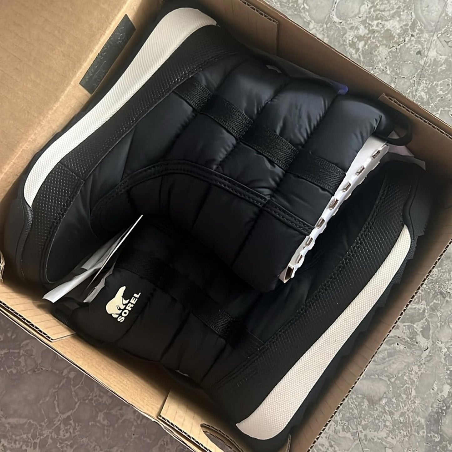 Sorel Big Kids Whitney II Puffy Waterproof Mid Boots in Black Size 13 NEW in Box