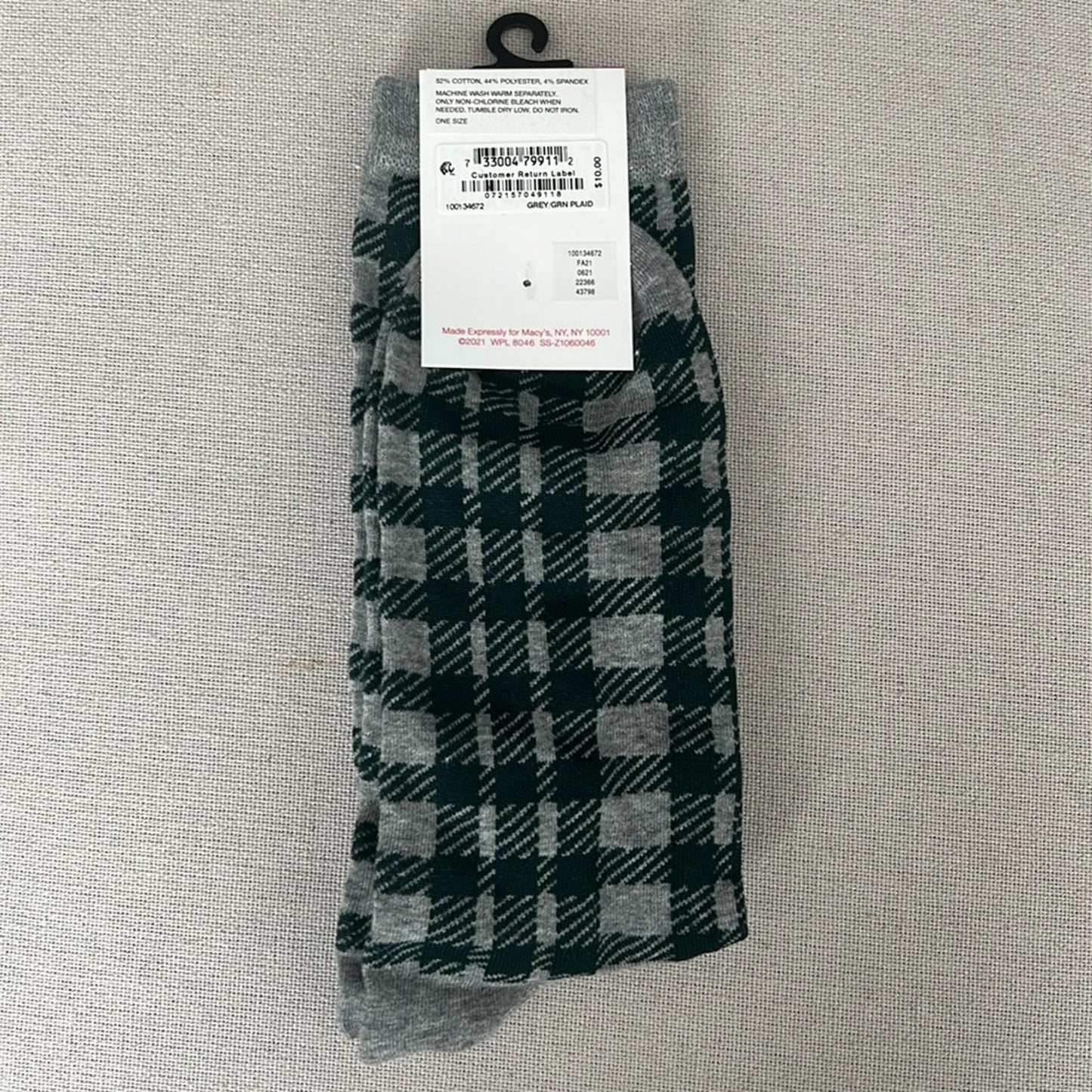 X2 Club Room Grey/Green Plaid Crew Socks, Soft Touch Stretch One Size New w/Tag