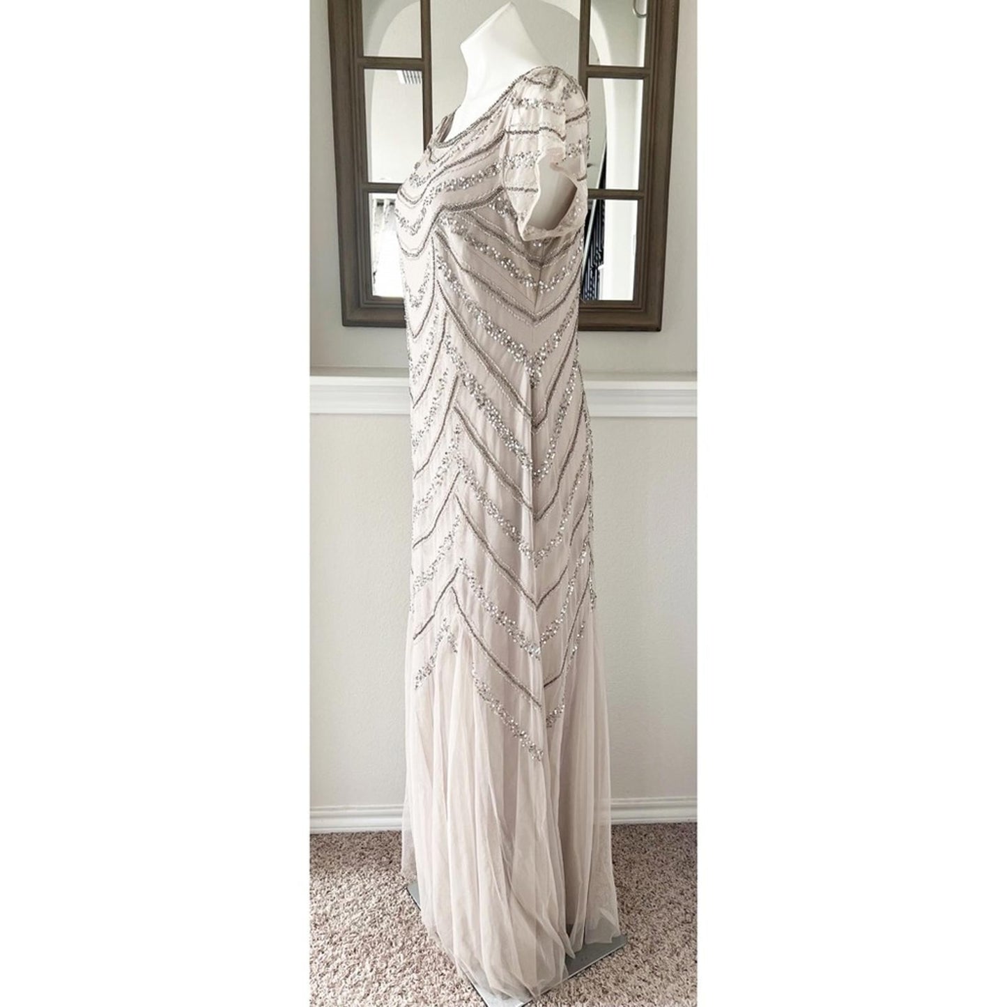 Adrianna Papell Women's Chevron Bead Gown Maxi Dress Size 16, New w/Tag $249