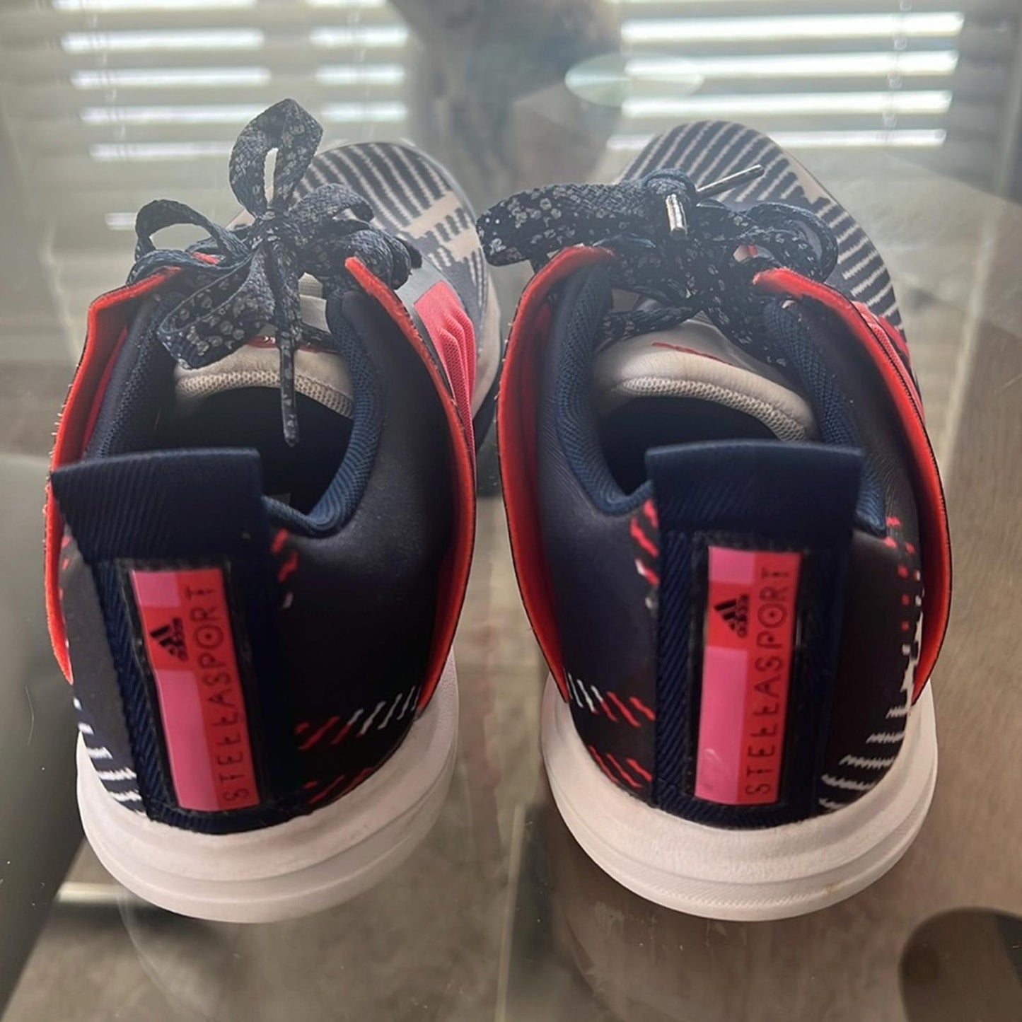 Adidas Stellasport Yvori Navy Sneakers, Size 6 EXCELLENT!