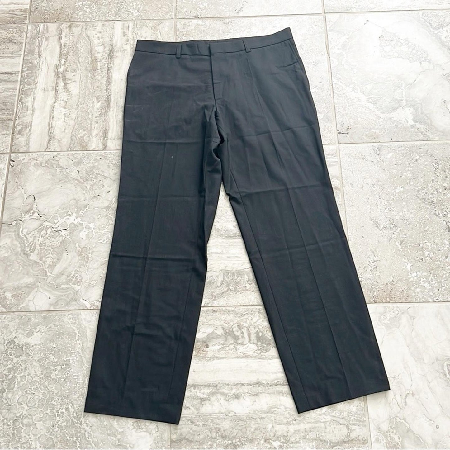 NEW Hugo Boss Men’s Dress Pants, Size 36R NEW without Tag, Retail $248
