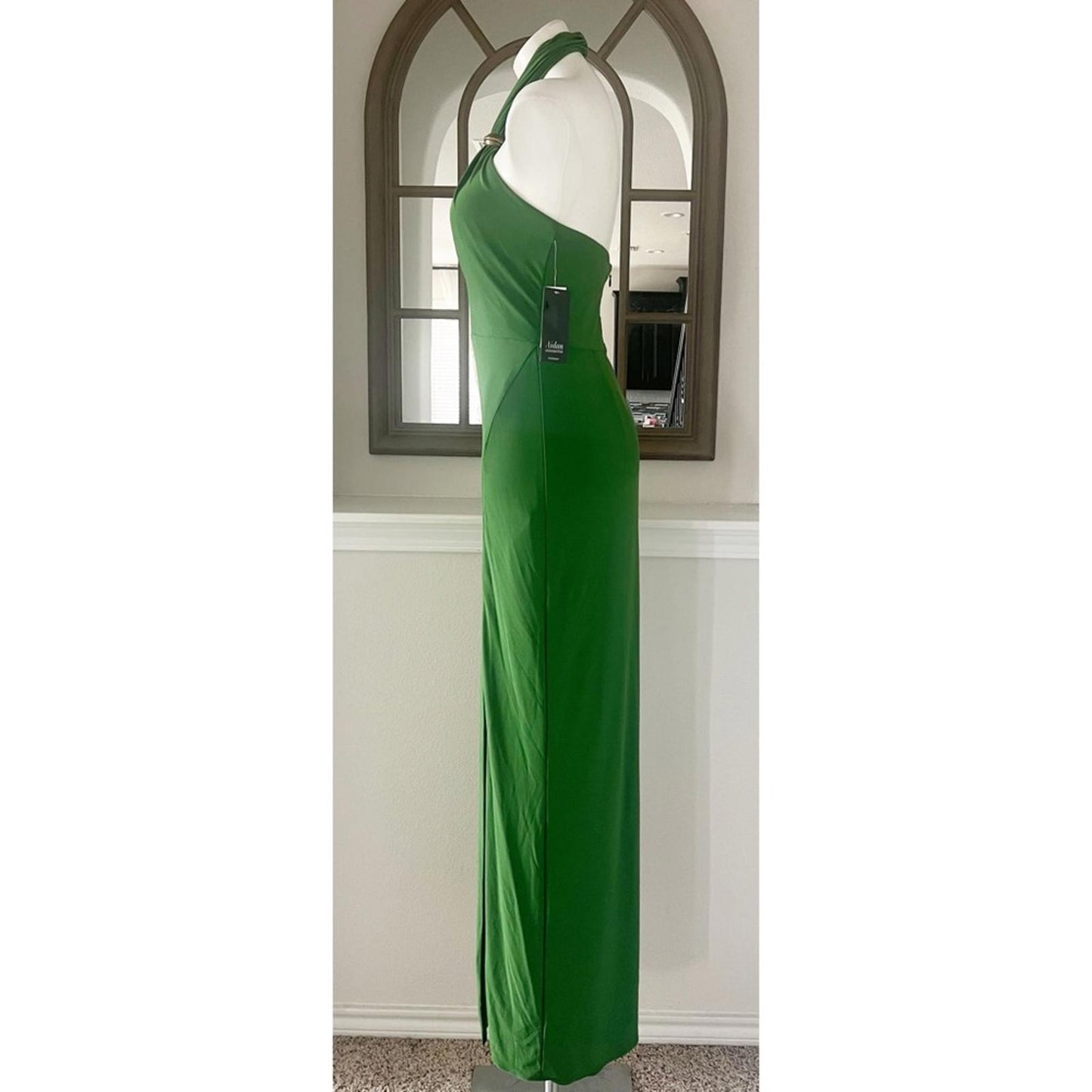 Aidan by Aidan Mattox Halter Cutout Gown in Green/Moss Size 4 NEW w/Tag $245