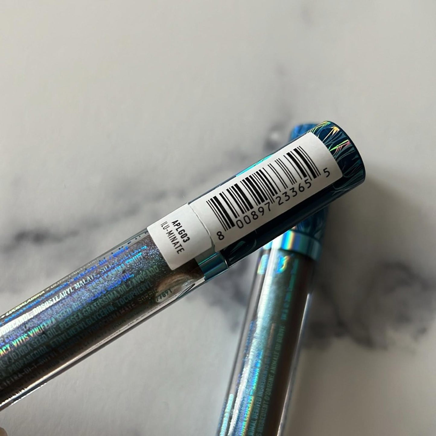X2 NYX Makeup Avatar:The Way of Water Bioluminescent Lip Gloss ilu-minate