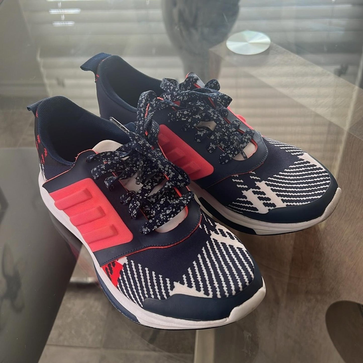 Adidas Stellasport Yvori Navy Sneakers, Size 6 EXCELLENT!