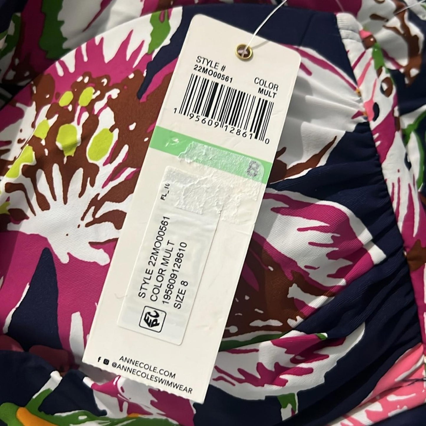 Anne Cole STRAPLESS Twist Front Shirred One-Piece Swimsuit, Size 8 NEW w/Tag