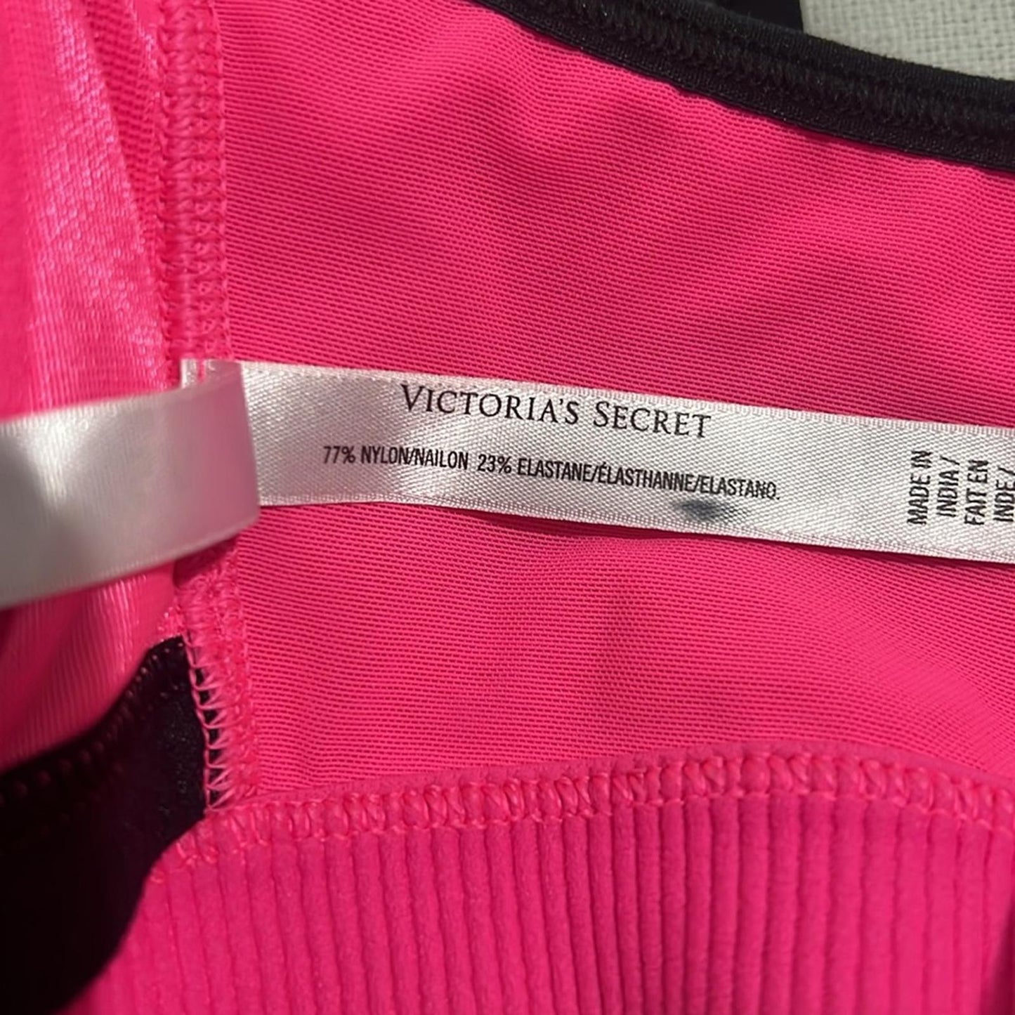 VSX Victoria’s Secret Sport Bra w/Front-Closure in Pink, Size 34C EXCELLENT!