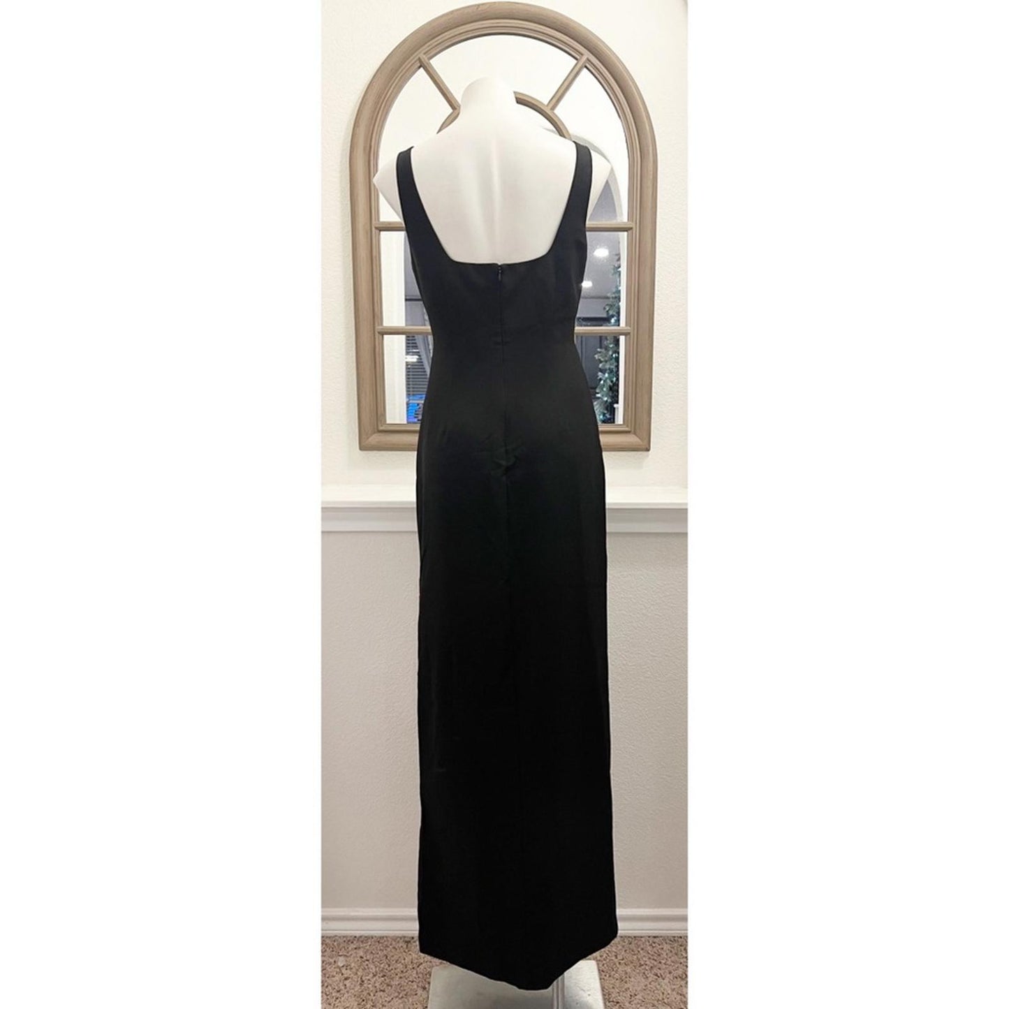 Aidan Mattox Scoop Neck Gown with CutOuts in Black, Size 8 New w/Tag $195