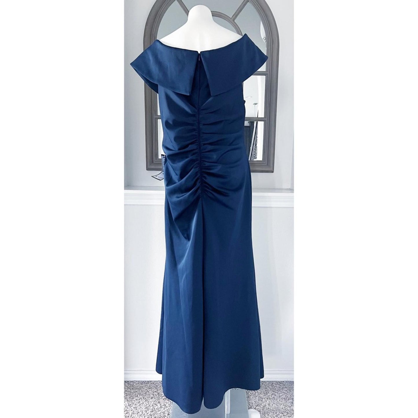 Xscape Long Scuba Off-The-Shoulder Dress in Navy, Size 16W New w/Tag