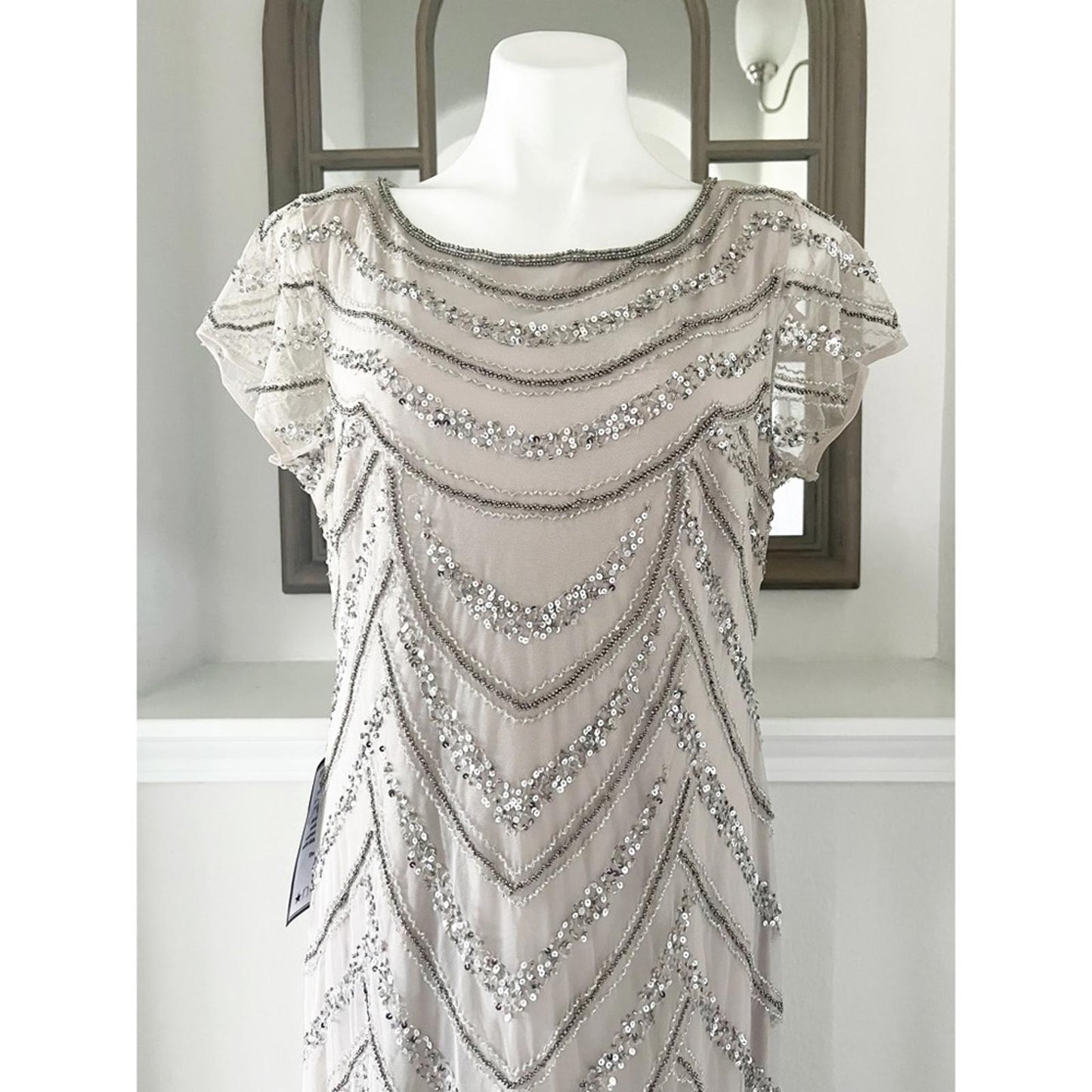 Adrianna Papell Women's Chevron Bead Gown Maxi Dress Size 16, New w/Tag $249