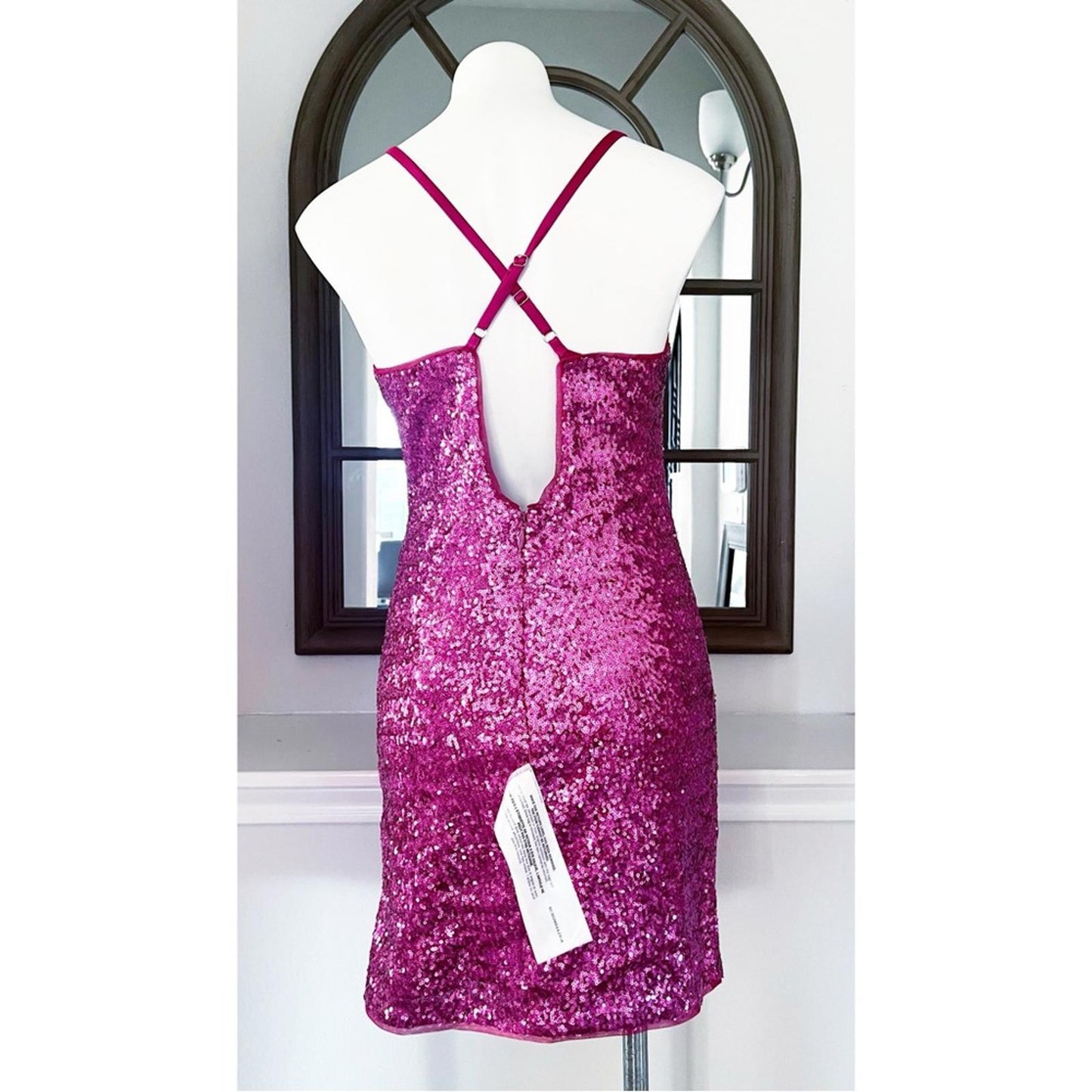 BCBGMaxazria Sequined Party Mini Dress in Fuchsia Size S New w/Tag $298