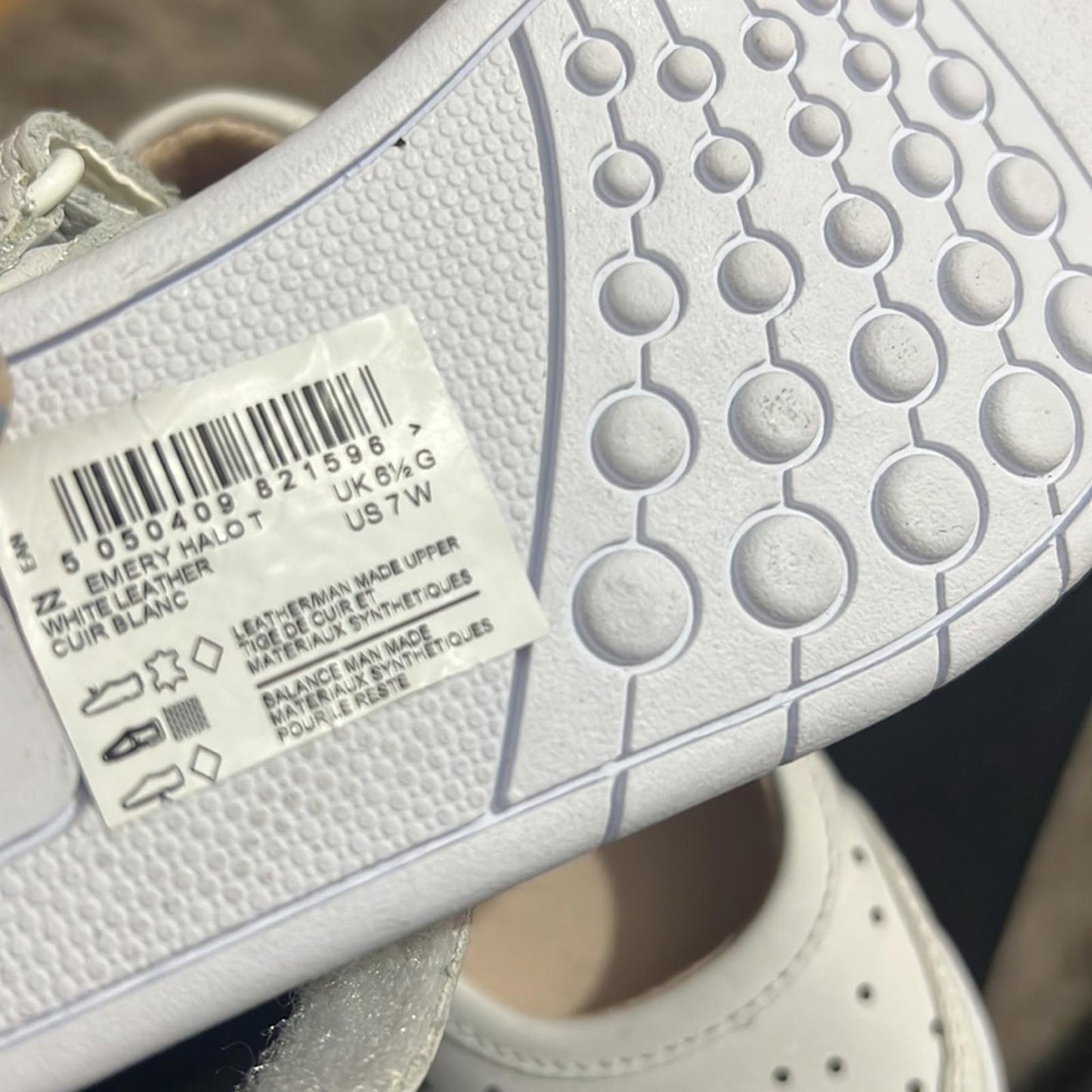 NWT Clarks Kid’s Emery Halo T White Leather Sneakers Girls Size UK 6.5G, US 7W
